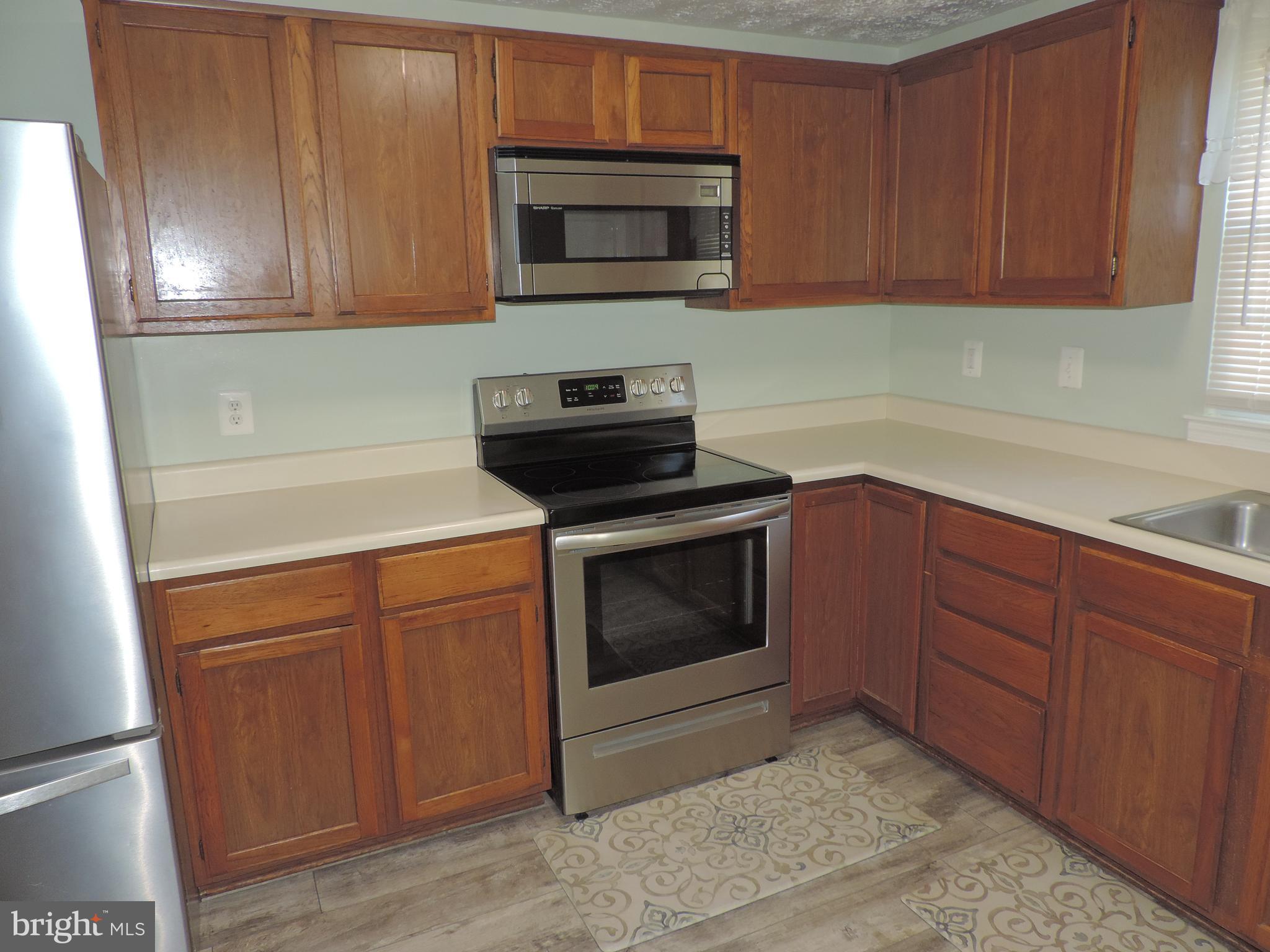 WOODBRIDGE CENTER - Residential