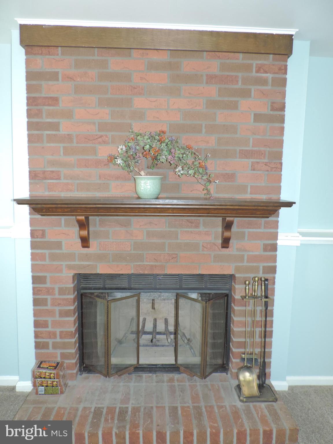 WOODBRIDGE CENTER - Residential