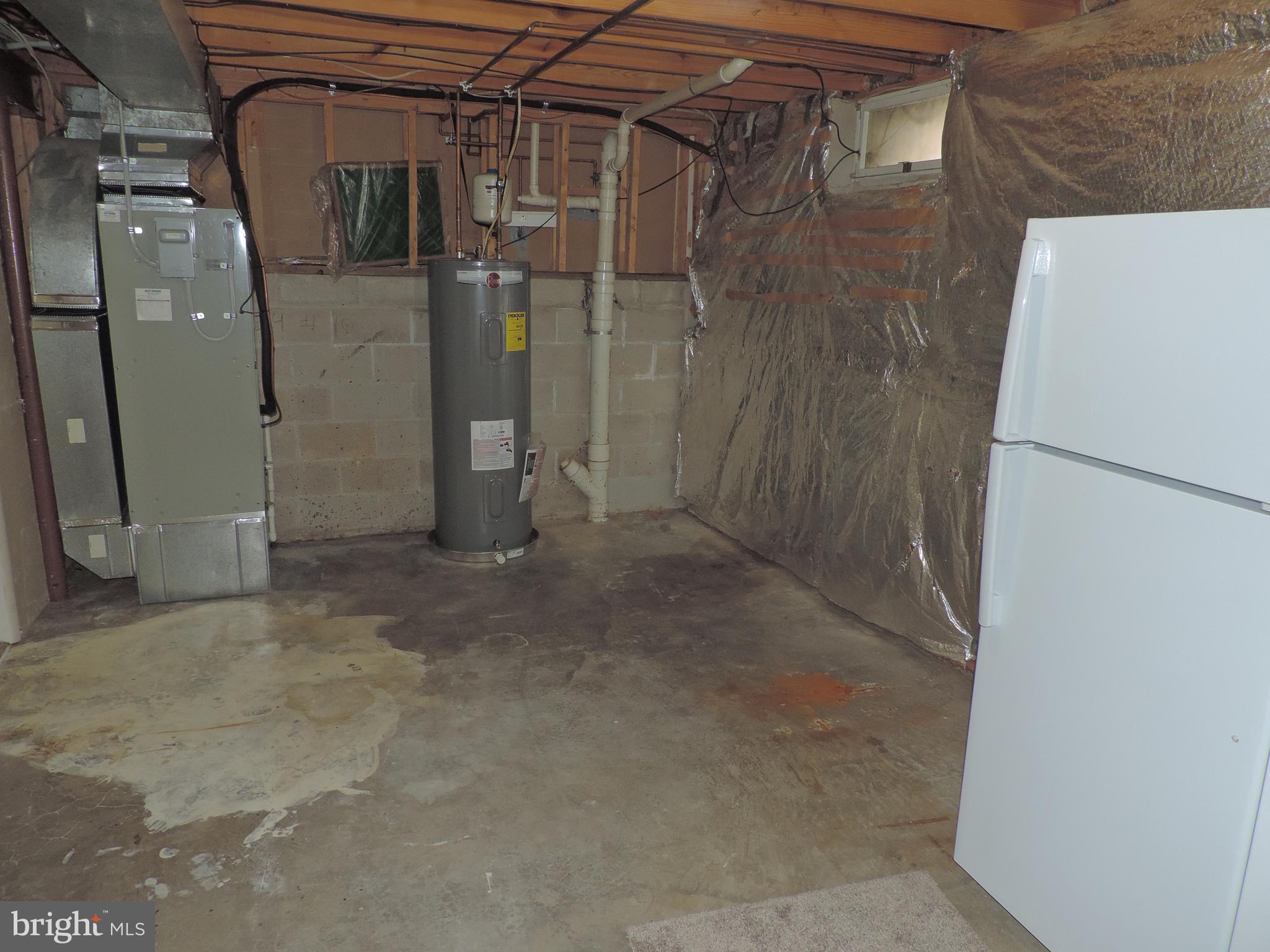 WOODBRIDGE CENTER - Residential