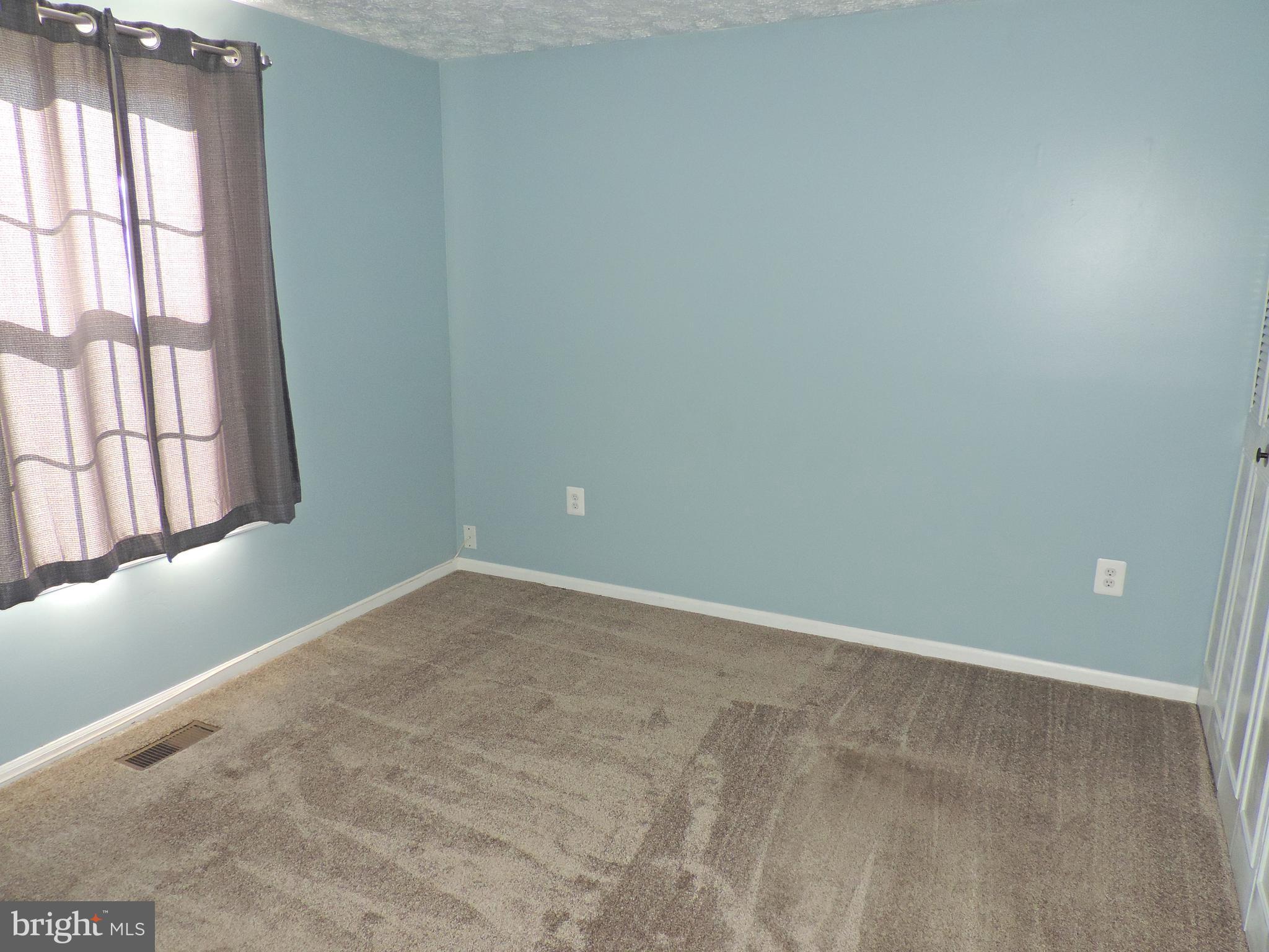 WOODBRIDGE CENTER - Residential