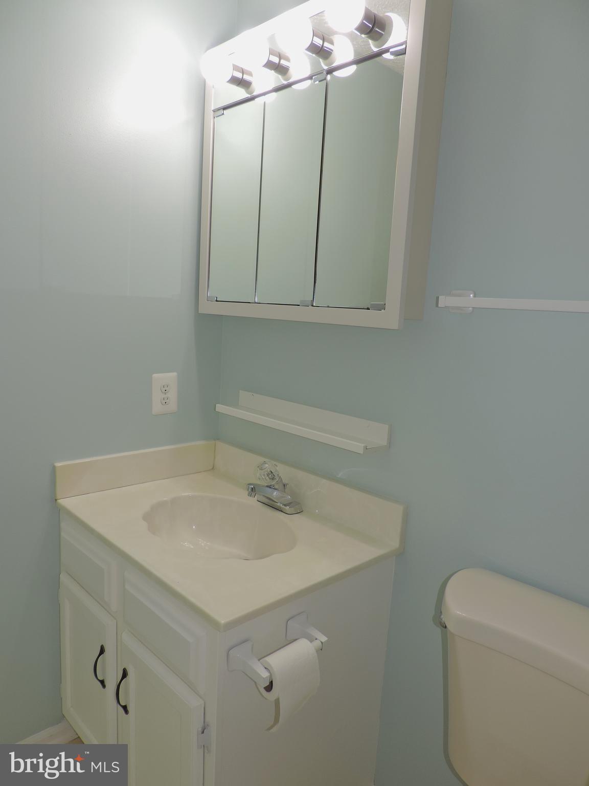 WOODBRIDGE CENTER - Residential