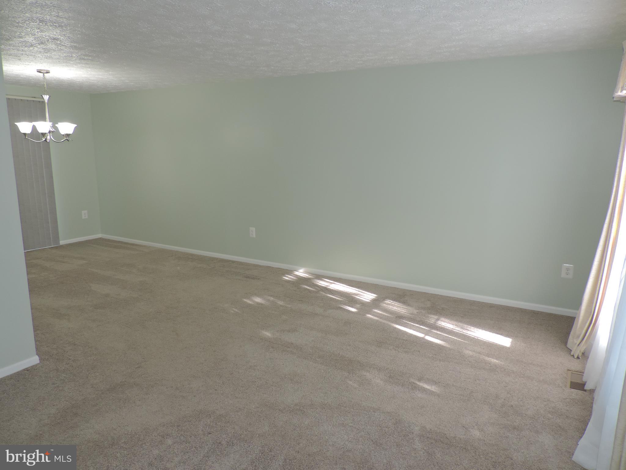 WOODBRIDGE CENTER - Residential