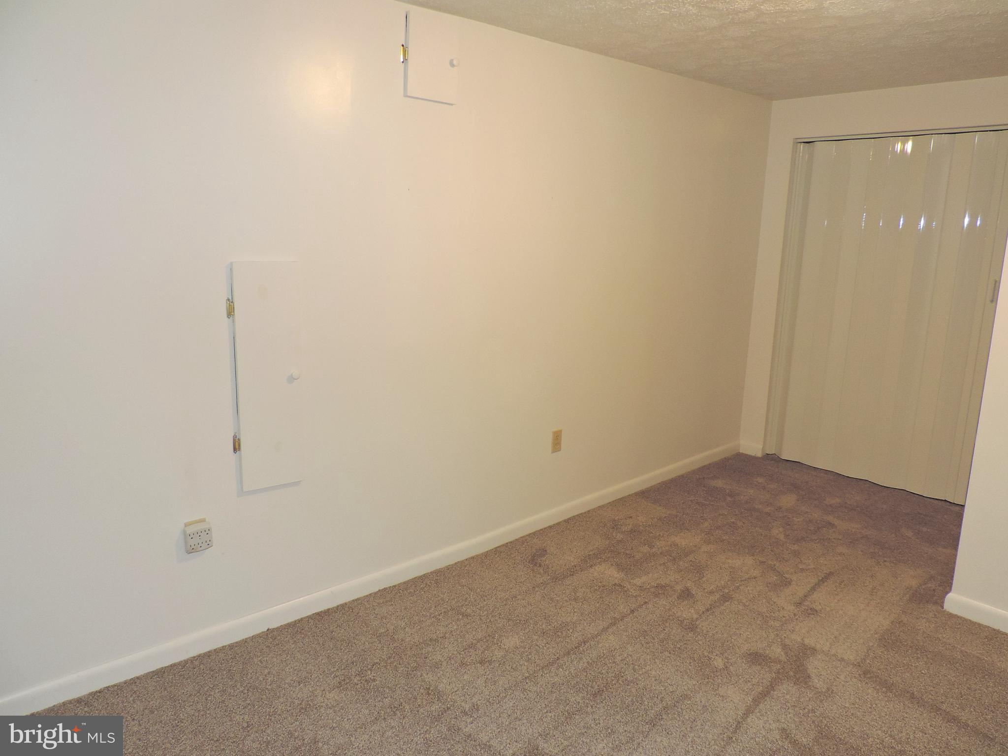 WOODBRIDGE CENTER - Residential