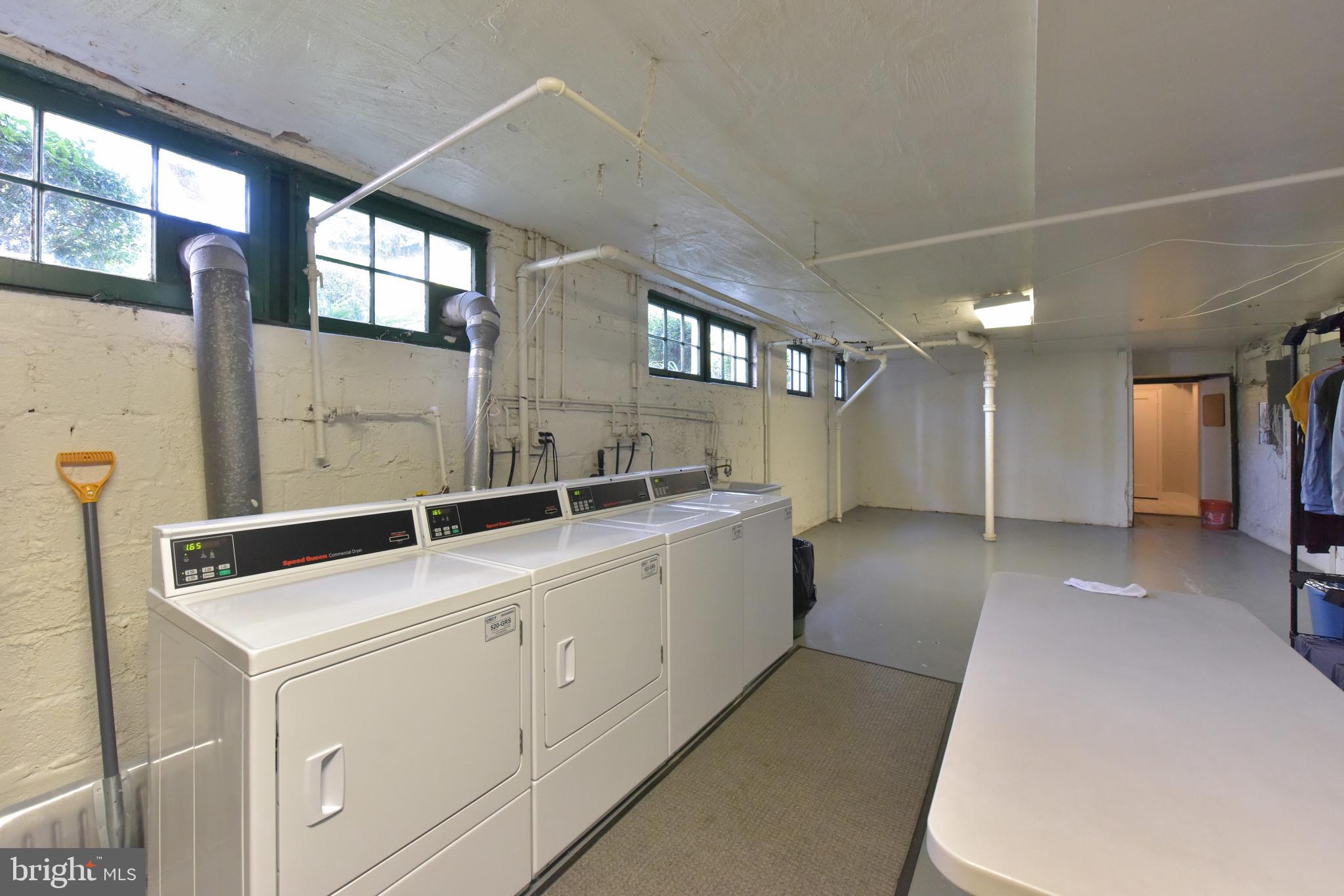 OLD TOWN GARDENS - Residential Lease