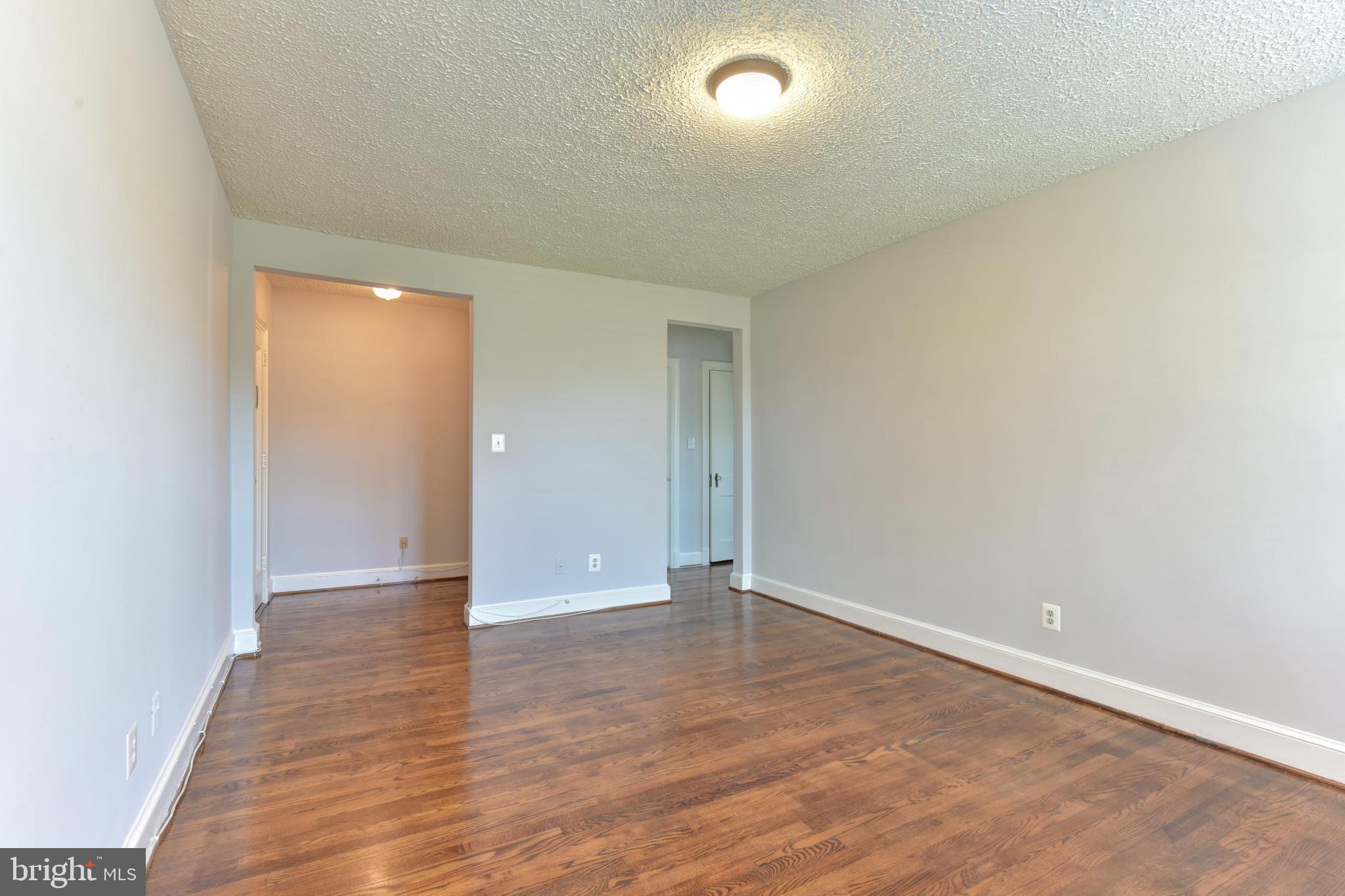 OLD TOWN GARDENS - Residential Lease