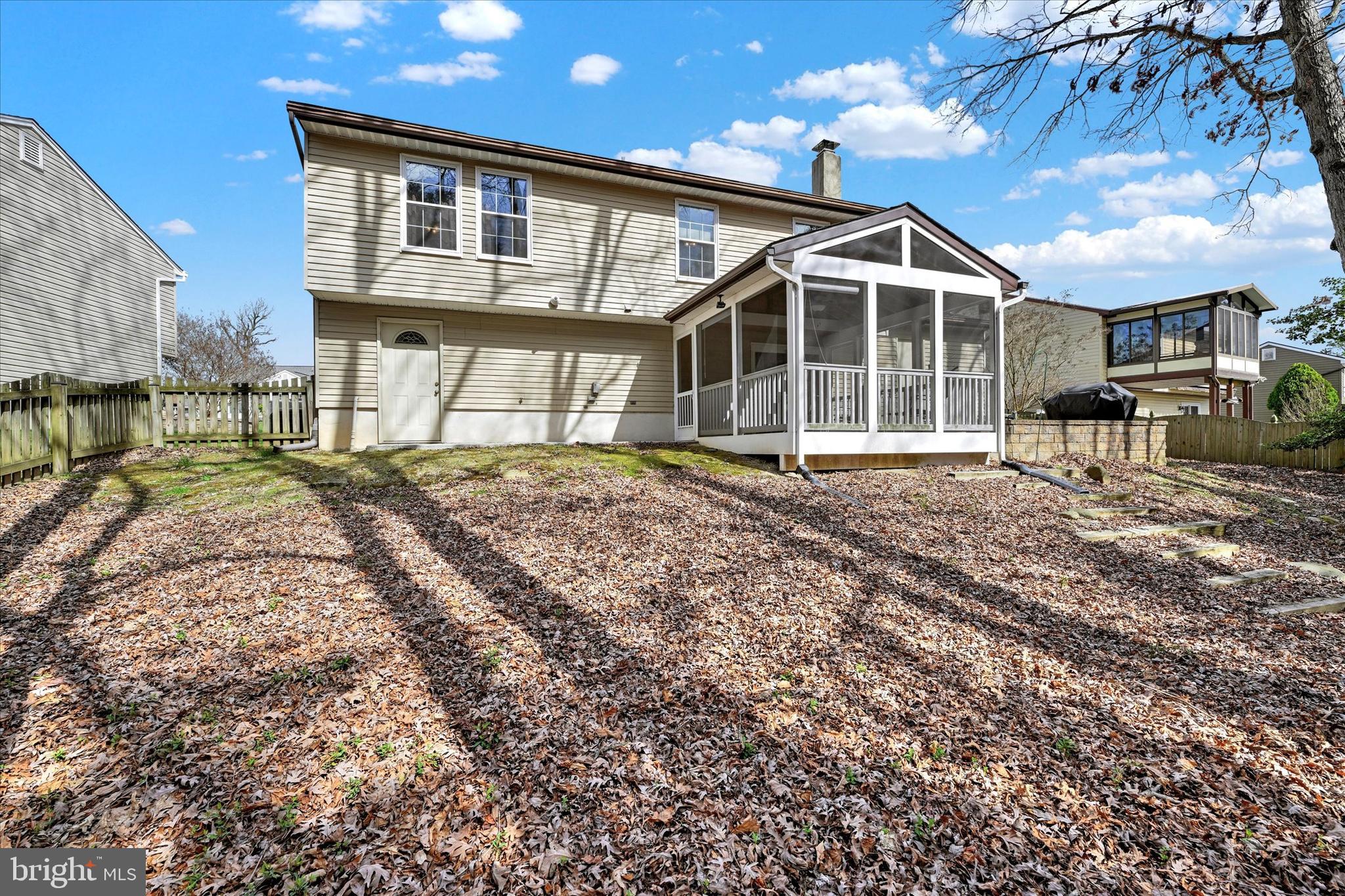 TARTAN HILL - Residential