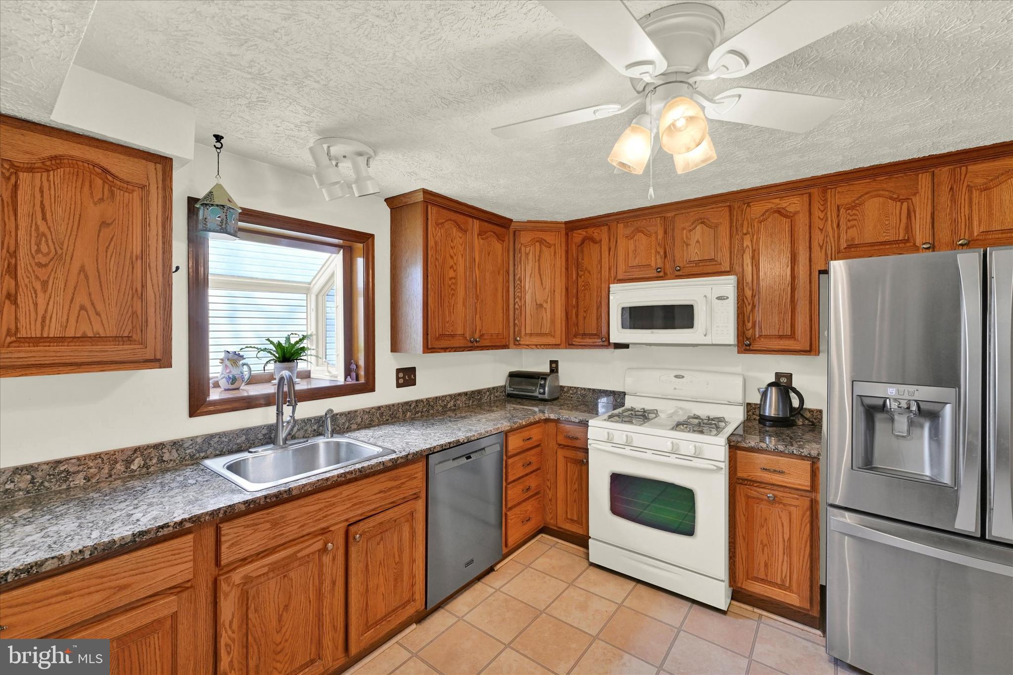 TARTAN HILL - Residential