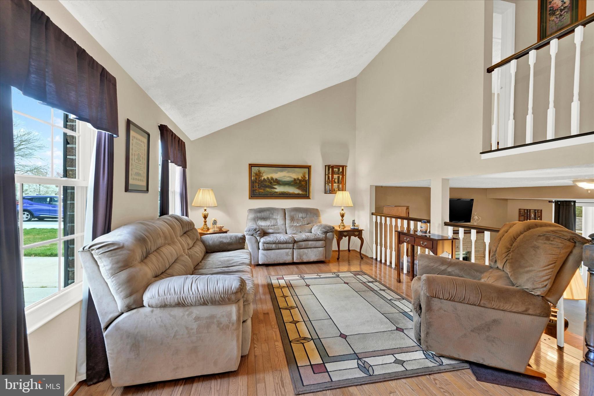 TARTAN HILL - Residential