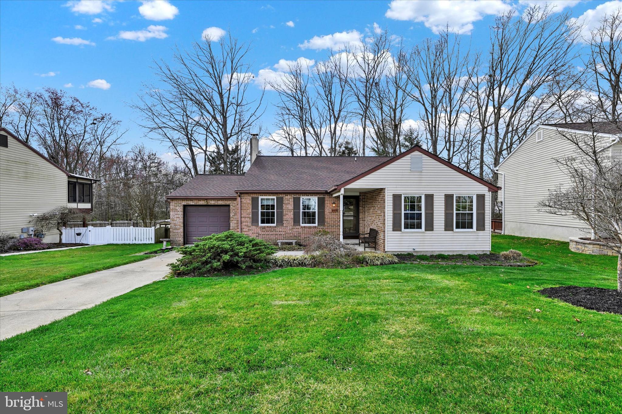 TARTAN HILL - Residential