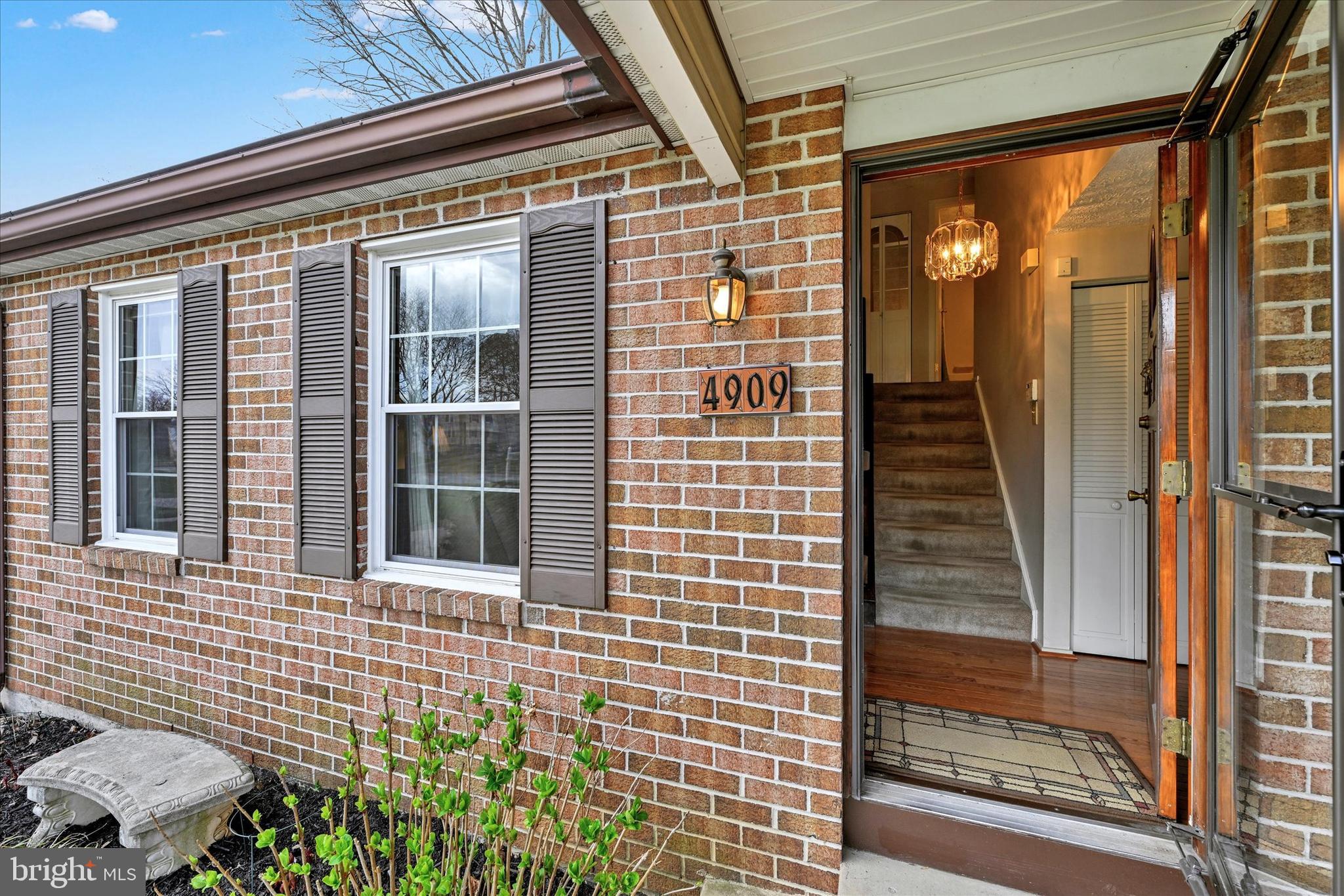 TARTAN HILL - Residential