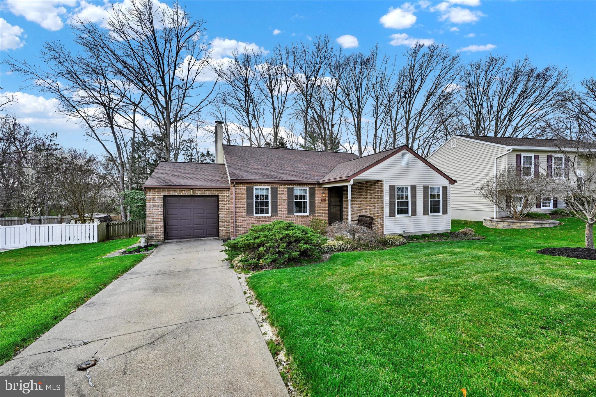 TARTAN HILL - Residential