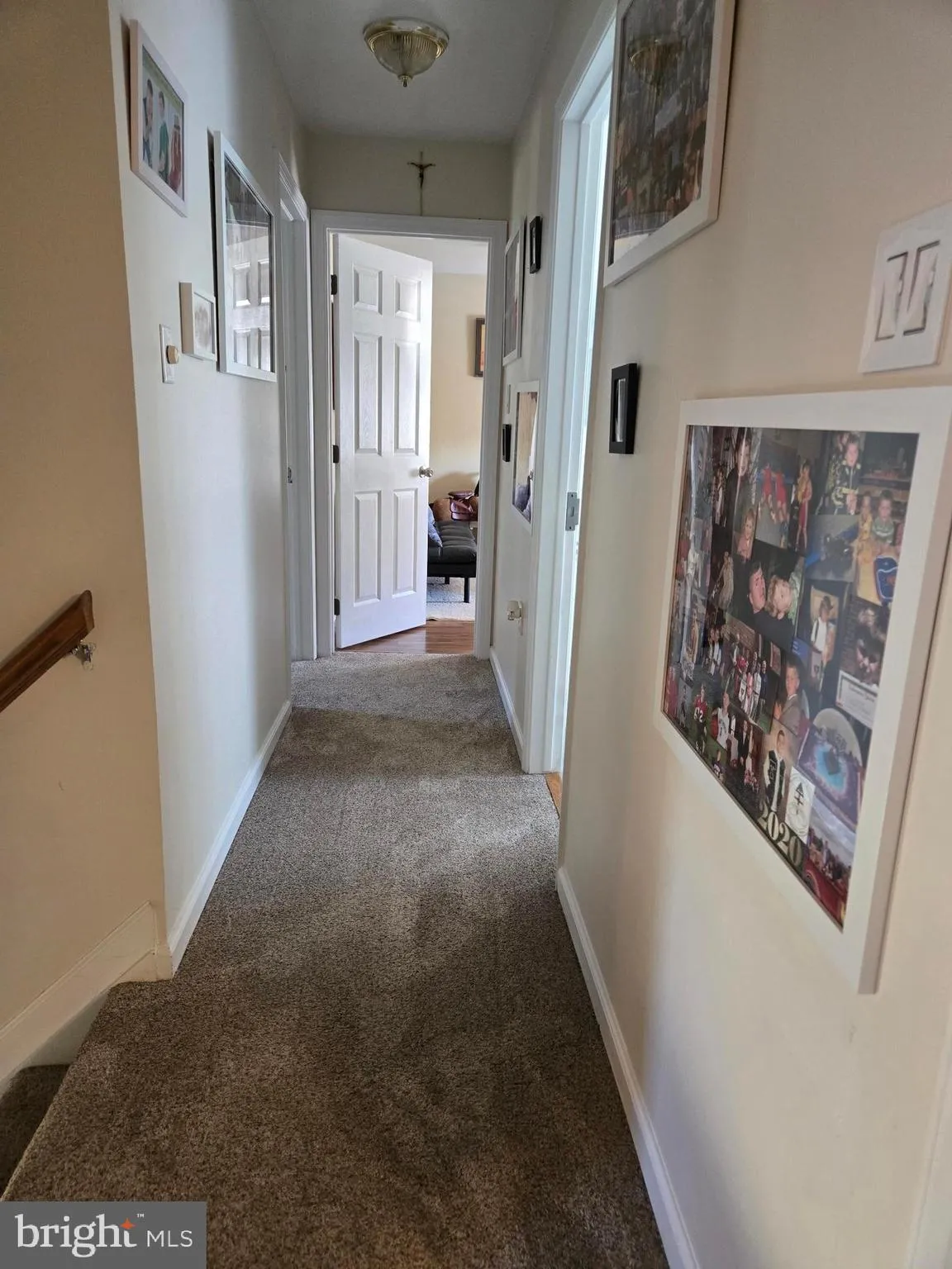 Mechanicsburg, Pennsylvania 17055, United States, 5 Bedrooms Bedrooms, ,4 BathroomsBathrooms,Residential,Pending,212434