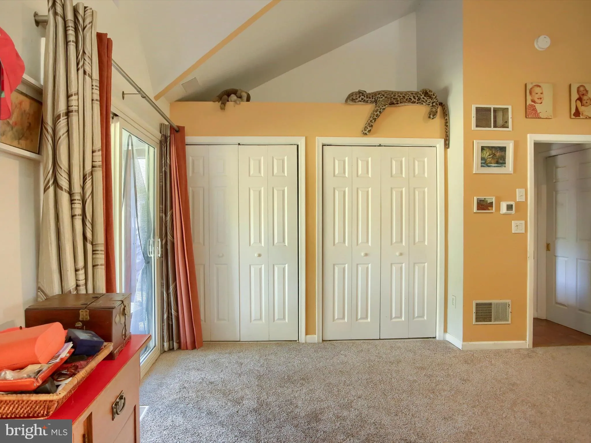 Mechanicsburg, Pennsylvania 17055, United States, 5 Bedrooms Bedrooms, ,4 BathroomsBathrooms,Residential,Pending,212434