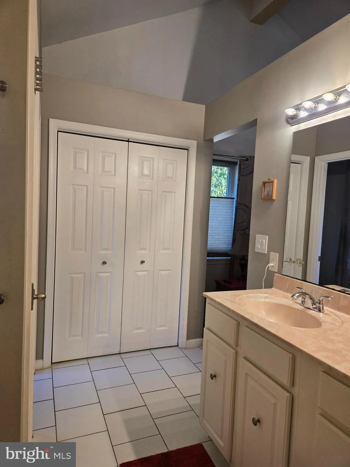 Mechanicsburg, Pennsylvania 17055, United States, 5 Bedrooms Bedrooms, ,4 BathroomsBathrooms,Residential,Pending,212434