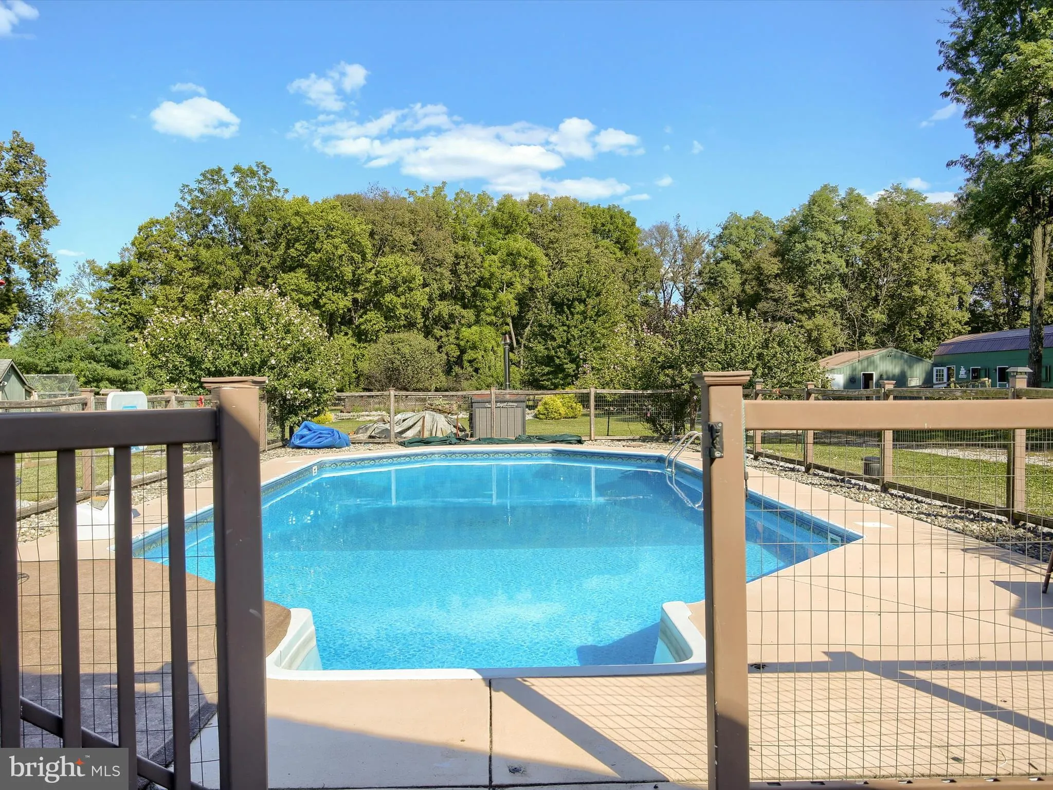 Mechanicsburg, Pennsylvania 17055, United States, 5 Bedrooms Bedrooms, ,4 BathroomsBathrooms,Residential,Pending,212434