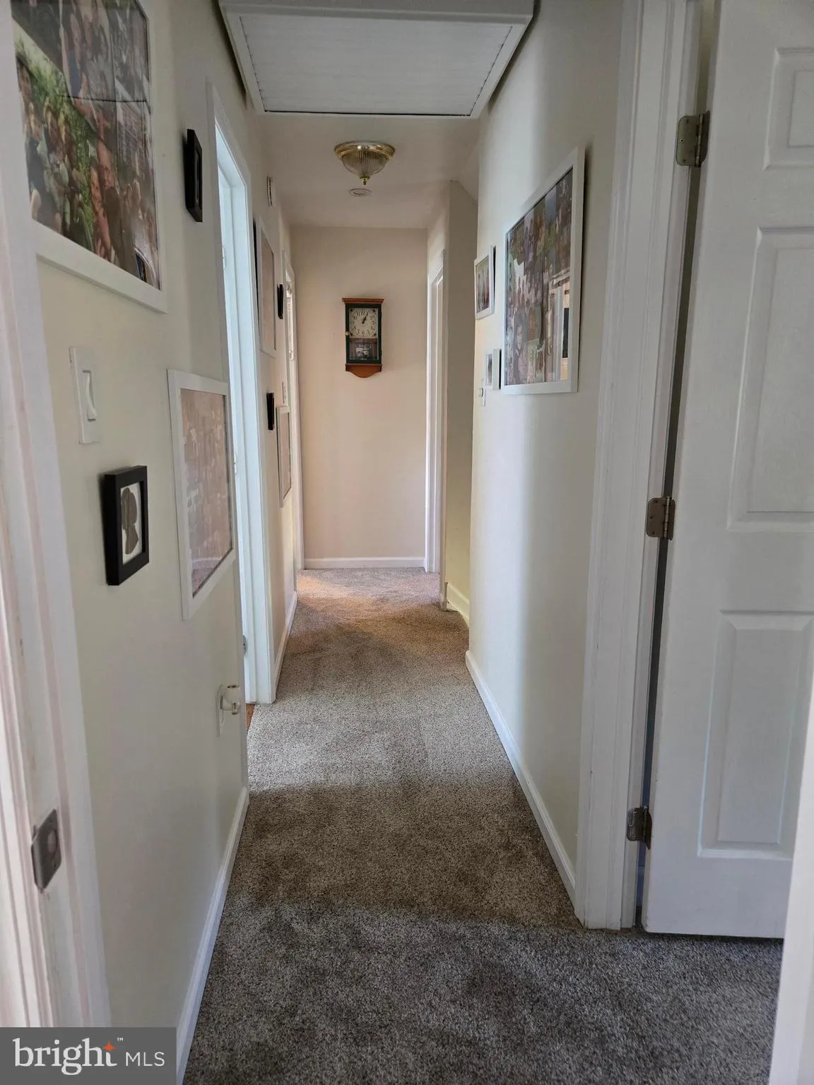 Mechanicsburg, Pennsylvania 17055, United States, 5 Bedrooms Bedrooms, ,4 BathroomsBathrooms,Residential,Pending,212434