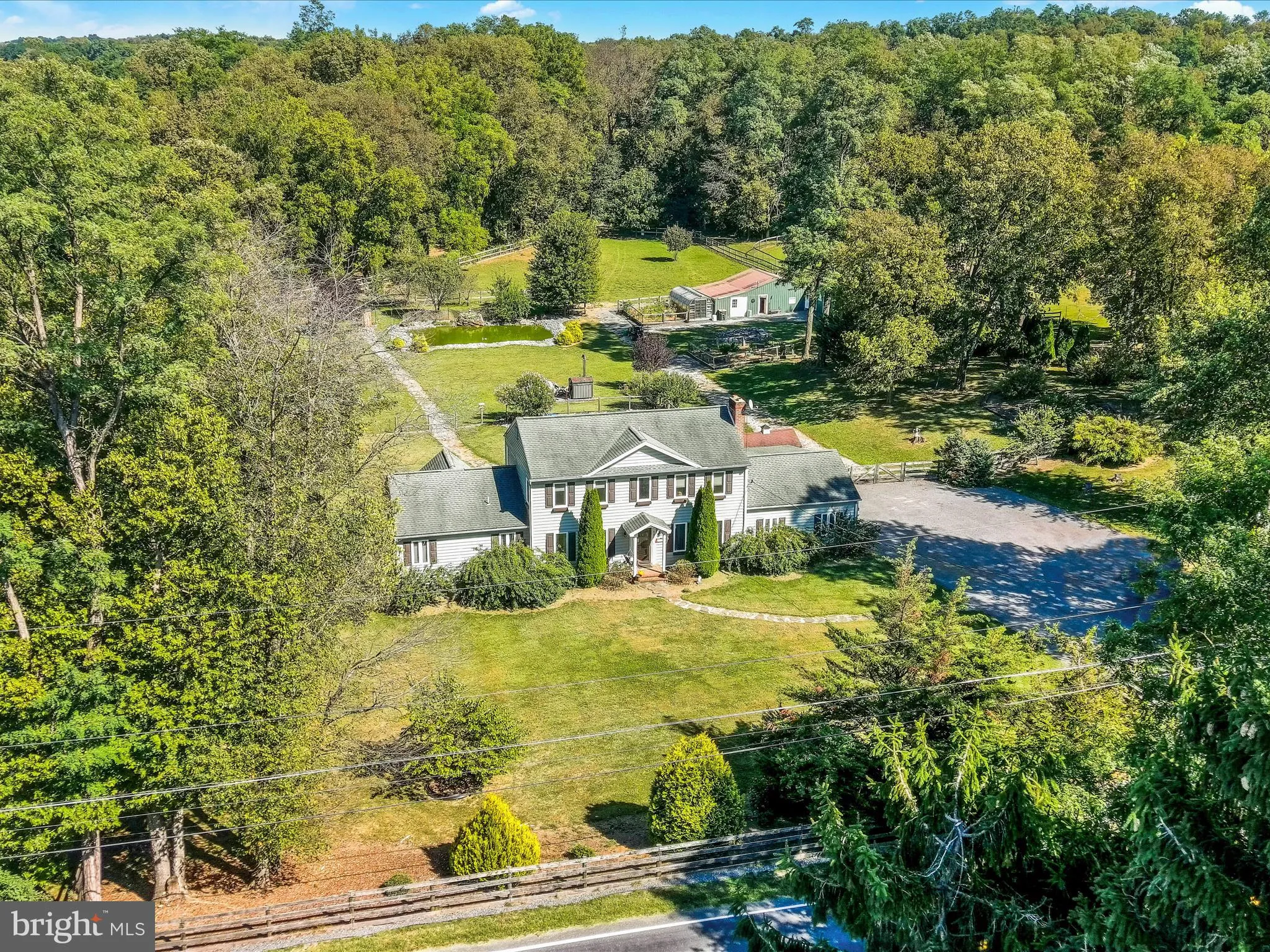 Mechanicsburg, Pennsylvania 17055, United States, 5 Bedrooms Bedrooms, ,4 BathroomsBathrooms,Residential,Pending,212434