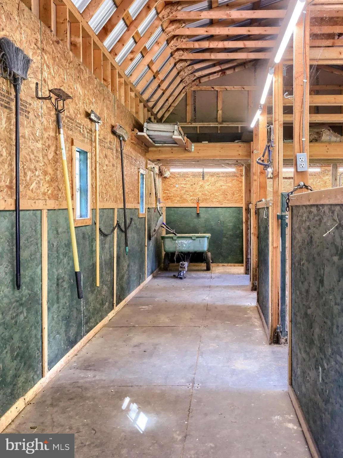 Mechanicsburg, Pennsylvania 17055, United States, 5 Bedrooms Bedrooms, ,4 BathroomsBathrooms,Residential,Pending,212434