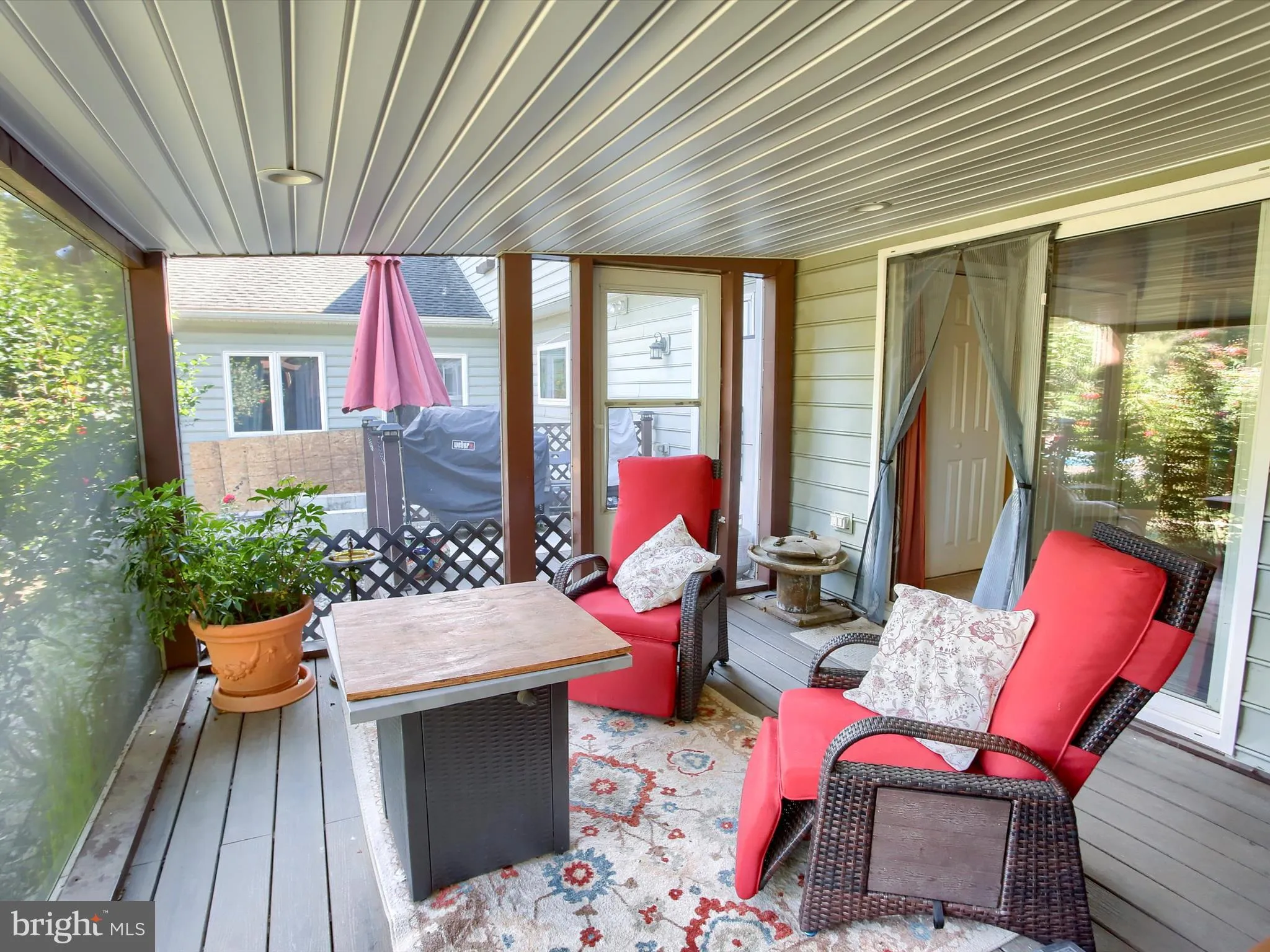 Mechanicsburg, Pennsylvania 17055, United States, 5 Bedrooms Bedrooms, ,4 BathroomsBathrooms,Residential,Pending,212434