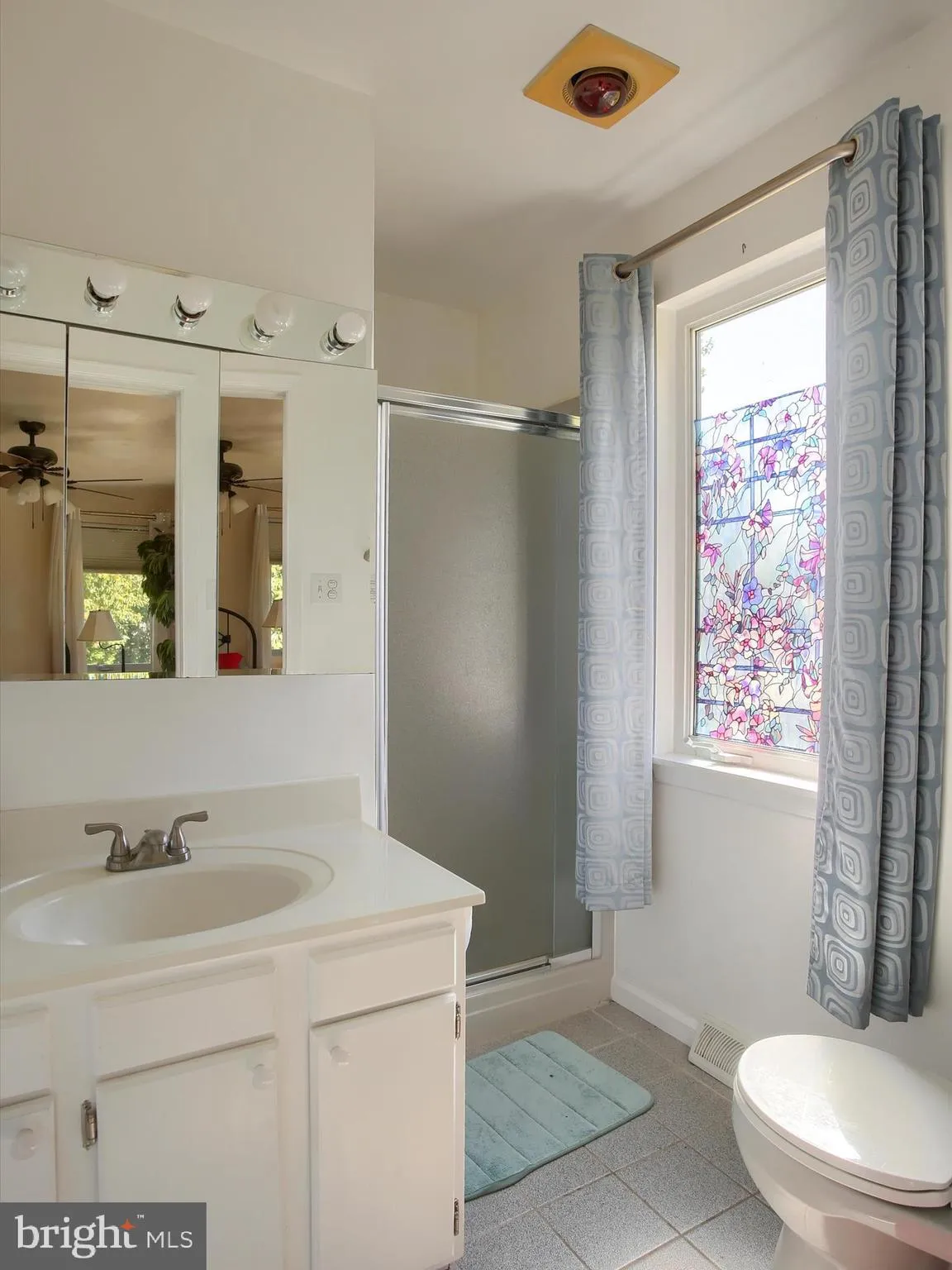 Mechanicsburg, Pennsylvania 17055, United States, 5 Bedrooms Bedrooms, ,4 BathroomsBathrooms,Residential,Pending,212434