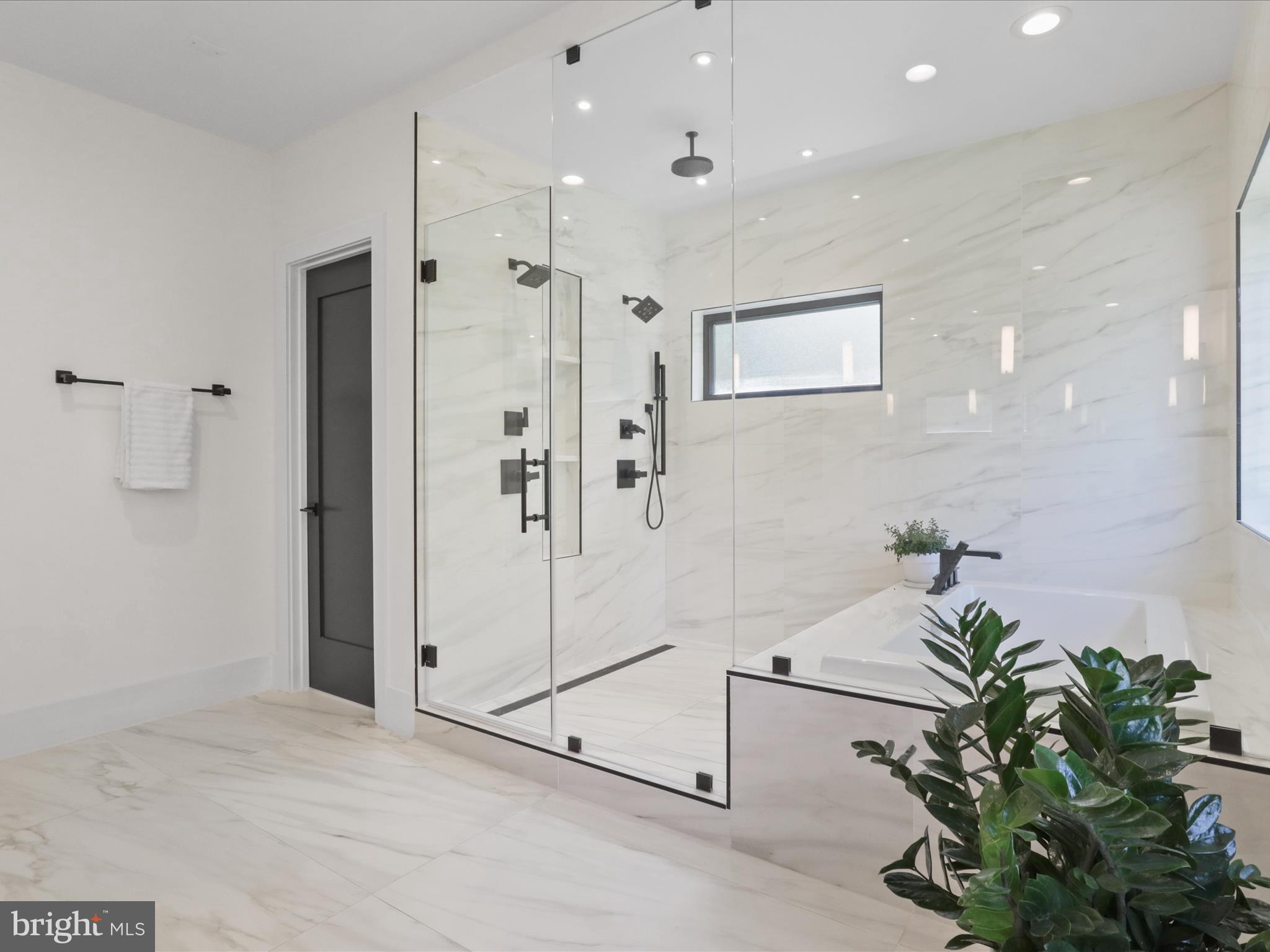 ARLINGWOOD - Residential