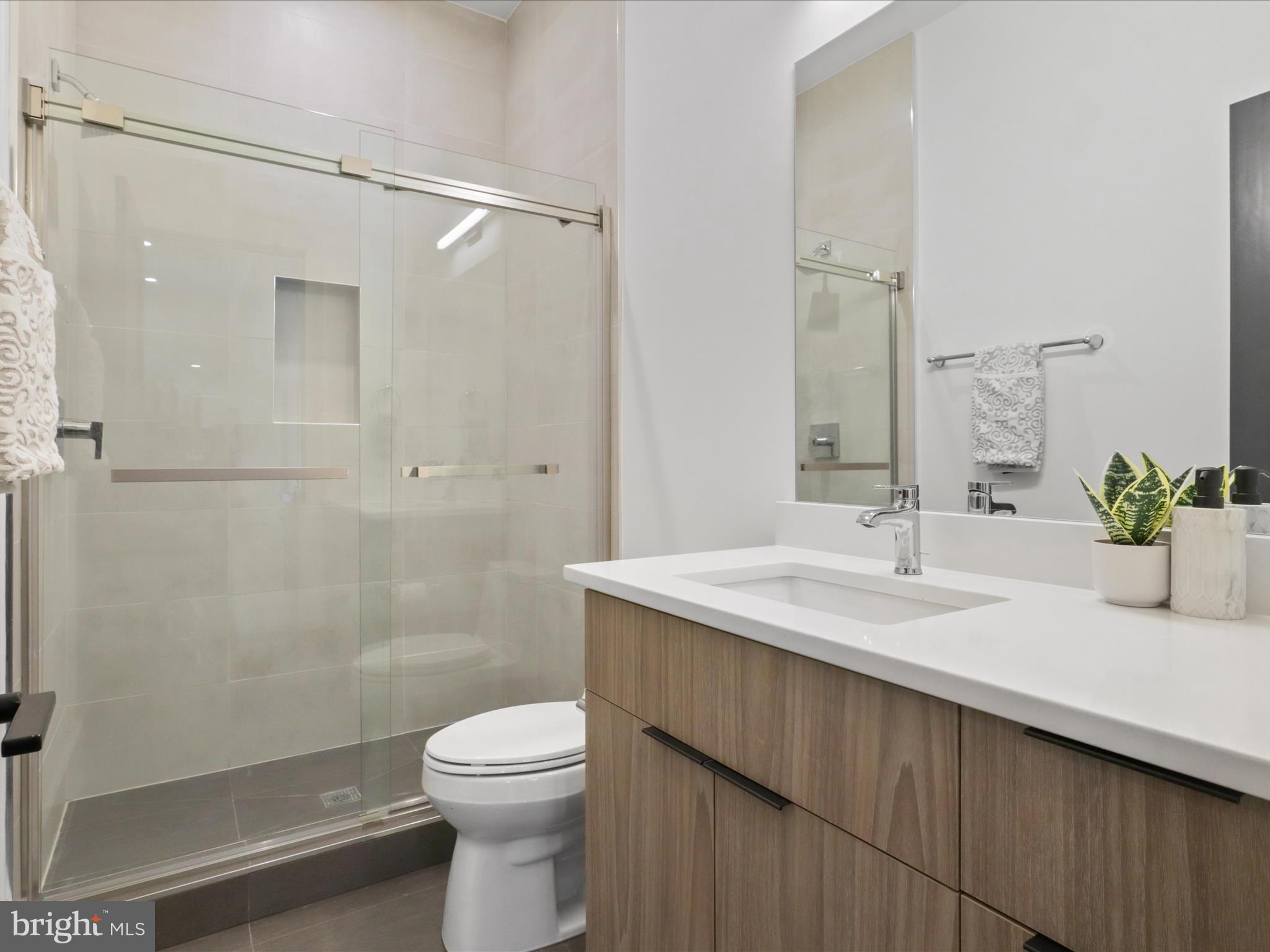 ARLINGWOOD - Residential