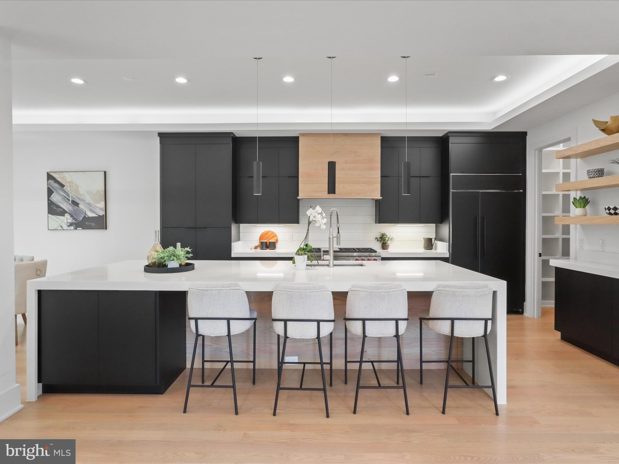 ARLINGWOOD - Residential