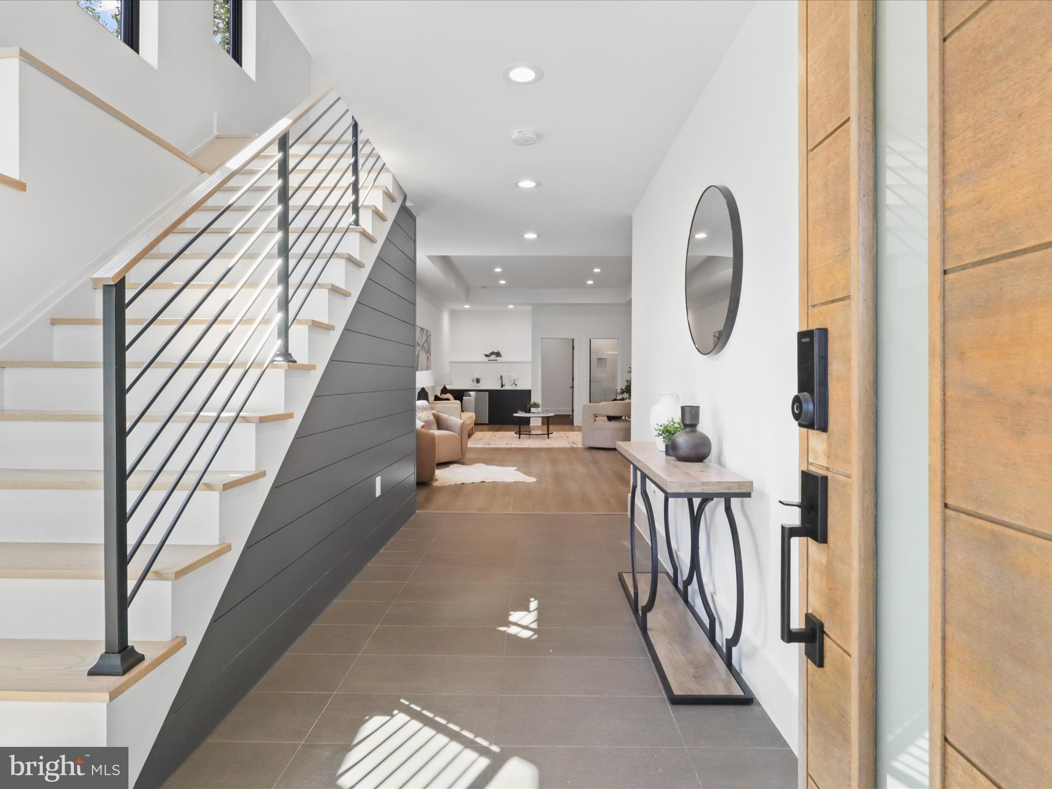 ARLINGWOOD - Residential