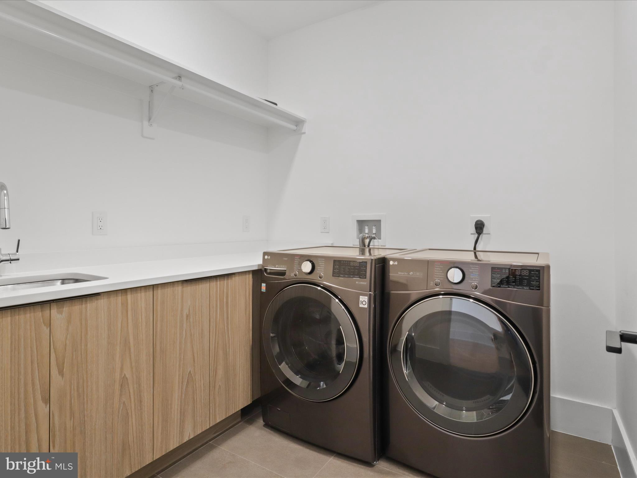 ARLINGWOOD - Residential