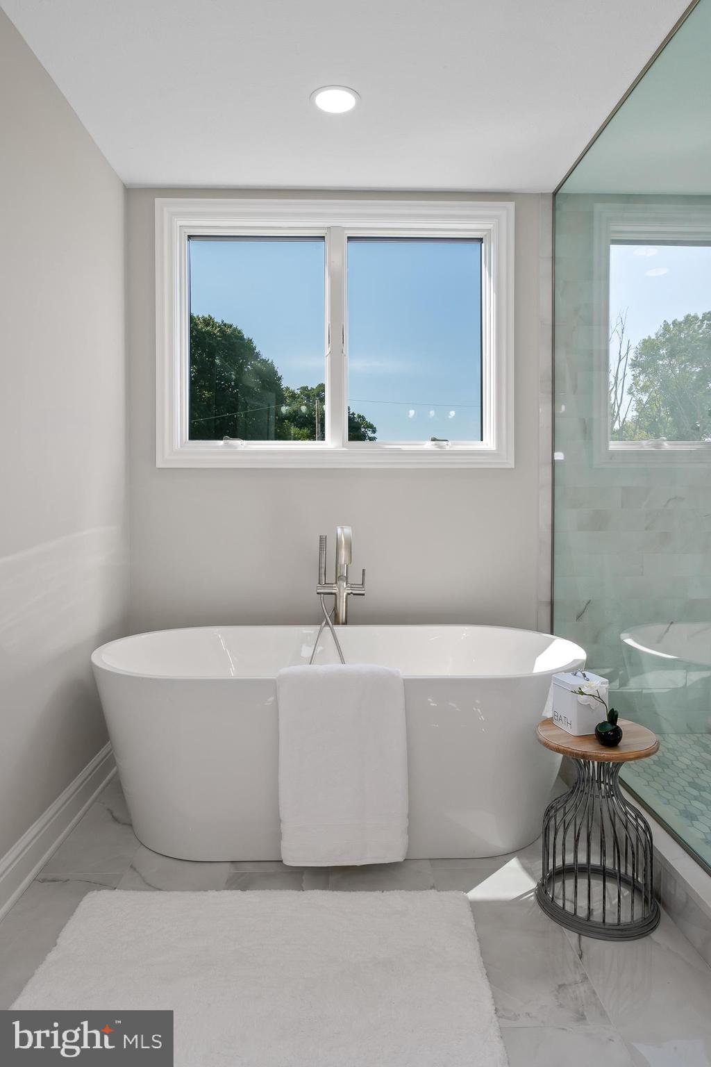 CEDAR VIEW - Residential