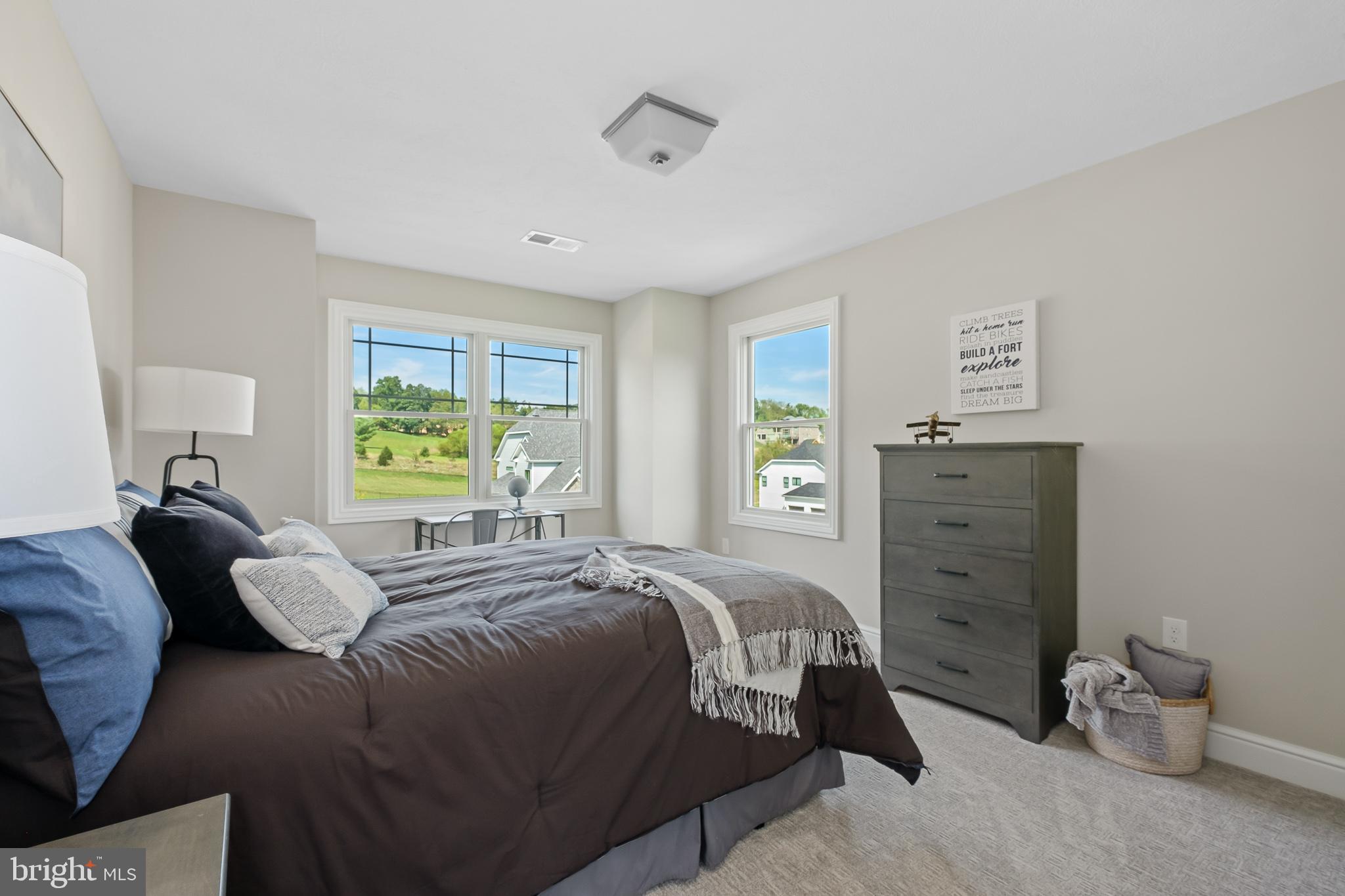 CEDAR VIEW - Residential