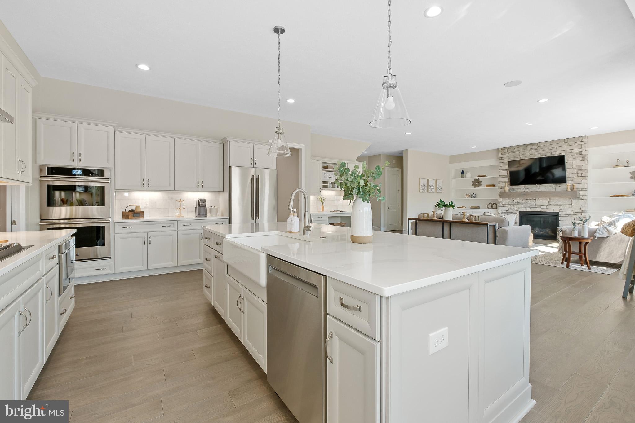 CEDAR VIEW - Residential