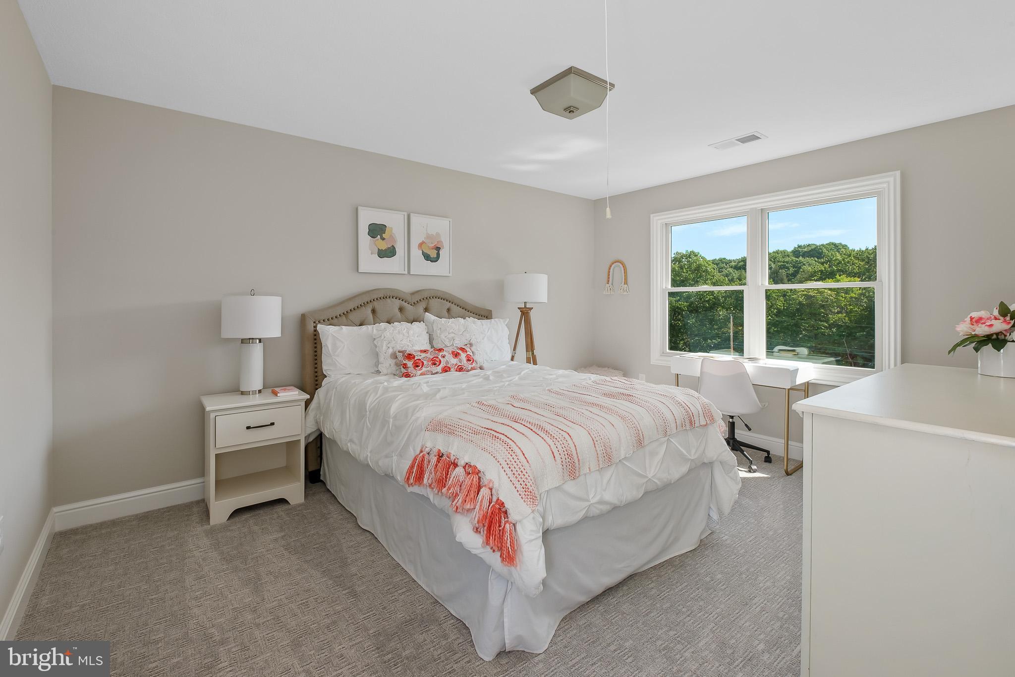 CEDAR VIEW - Residential