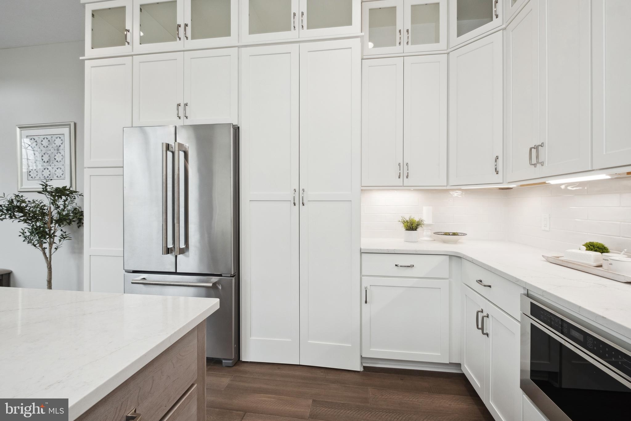 CEDAR VIEW - Residential