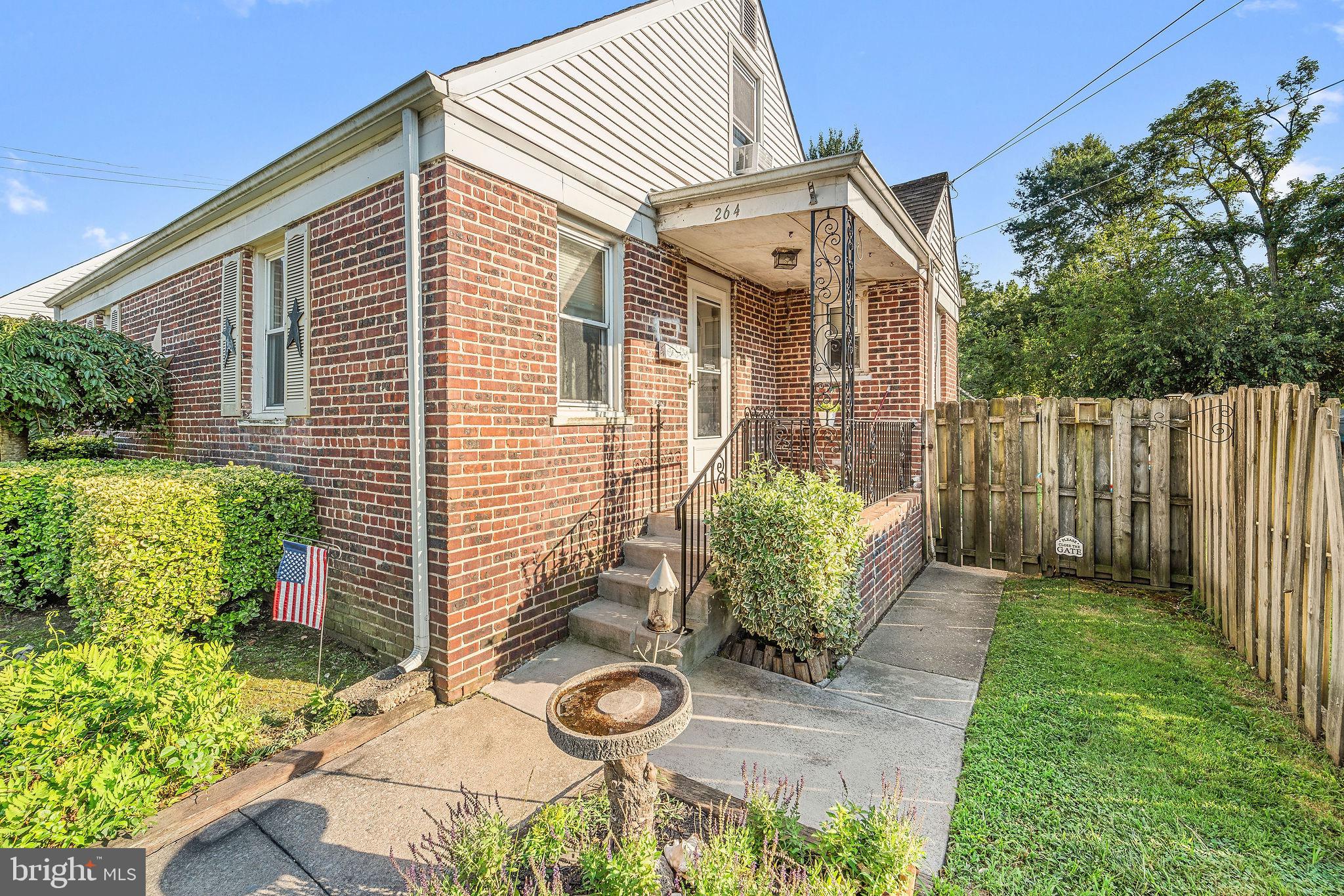 264 DIXIE DRIVE