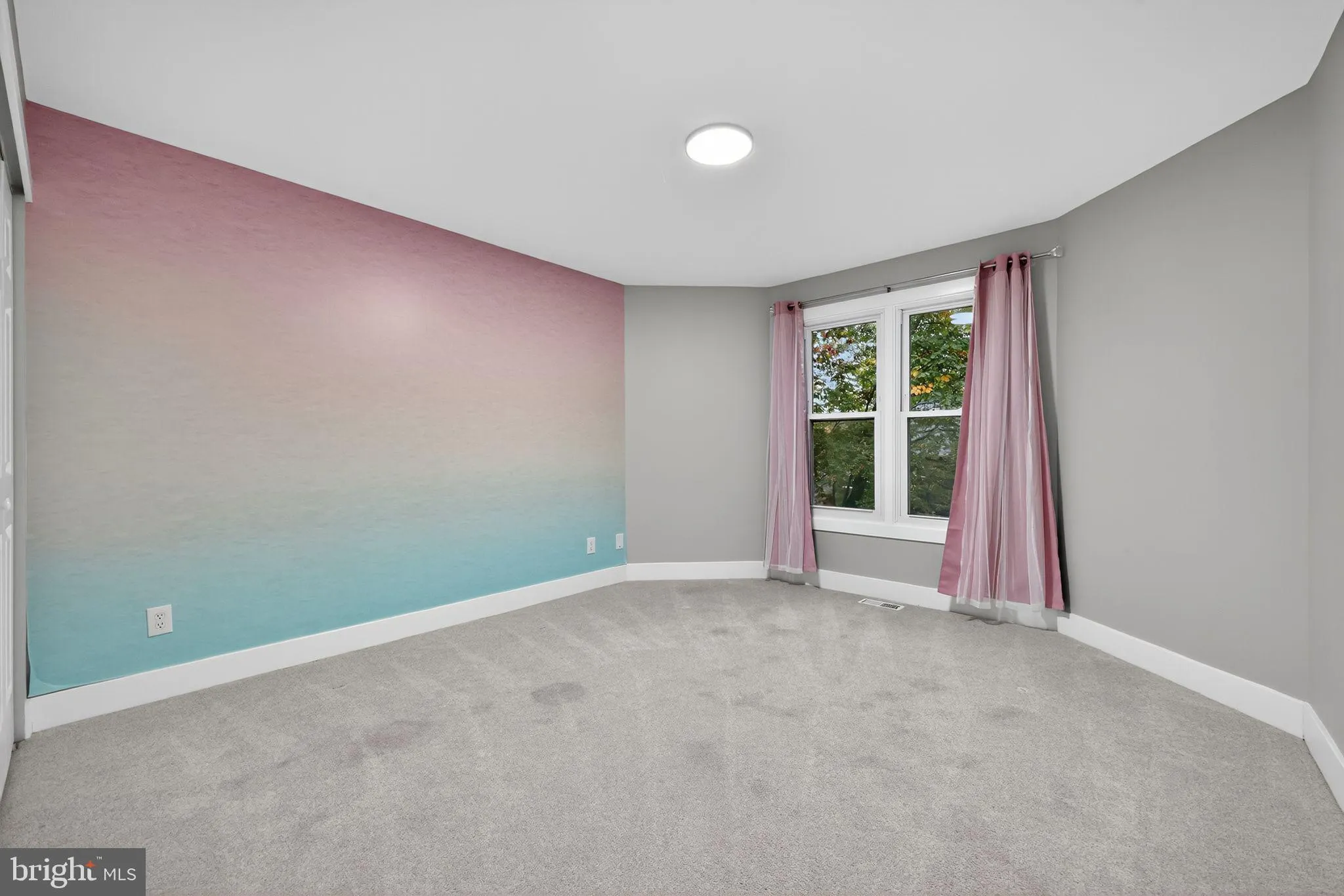 Voorhees, New Jersey 08043, United States, 4 Bedrooms Bedrooms, ,3 BathroomsBathrooms,Residential,Contingent,236149