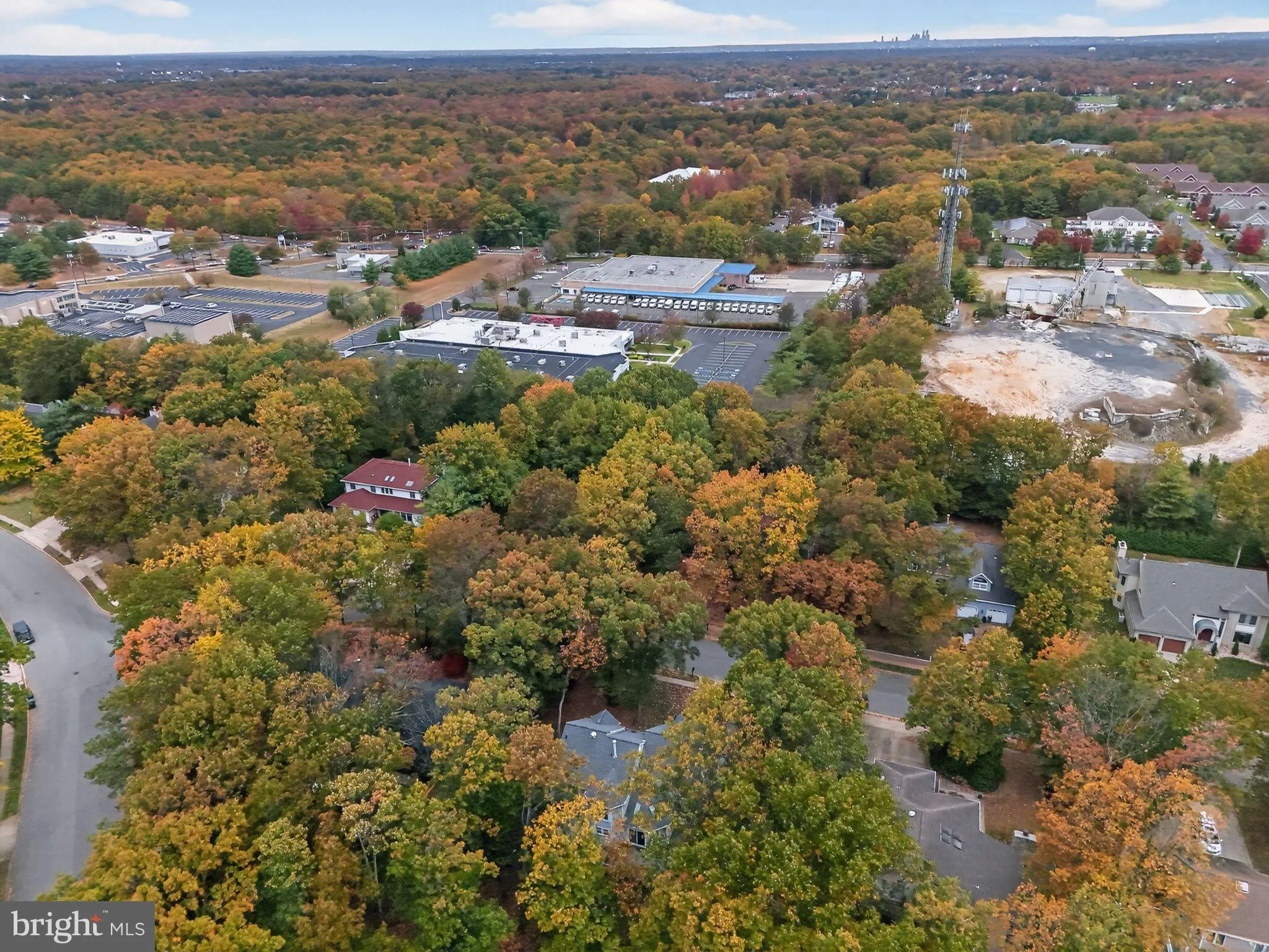 Voorhees, New Jersey 08043, United States, 4 Bedrooms Bedrooms, ,3 BathroomsBathrooms,Residential,Contingent,236149