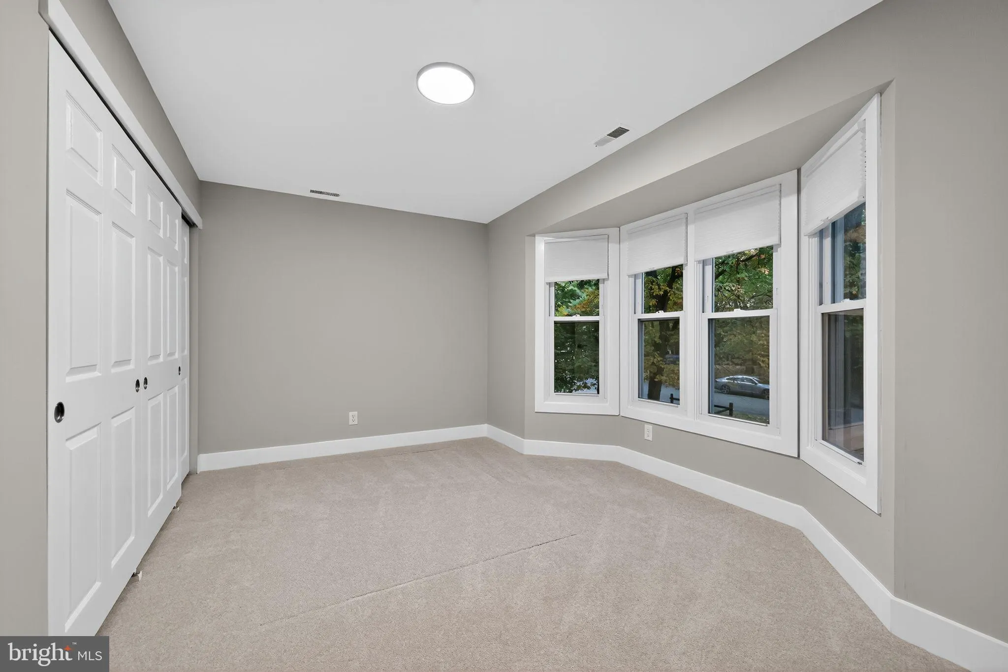 Voorhees, New Jersey 08043, United States, 4 Bedrooms Bedrooms, ,3 BathroomsBathrooms,Residential,Contingent,236149