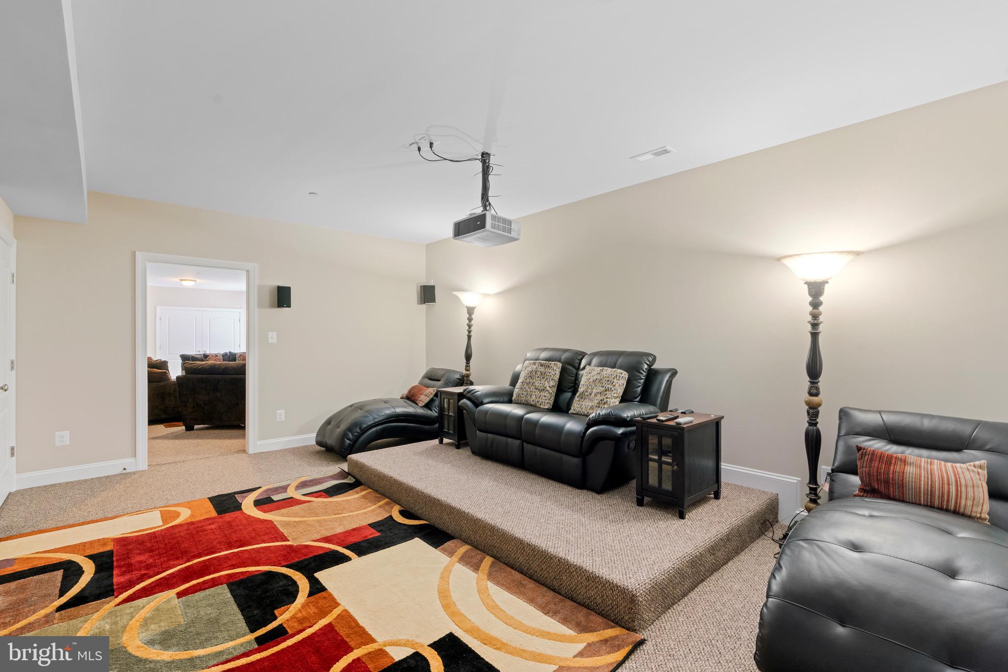 COACHMAN'S PATH - Residential