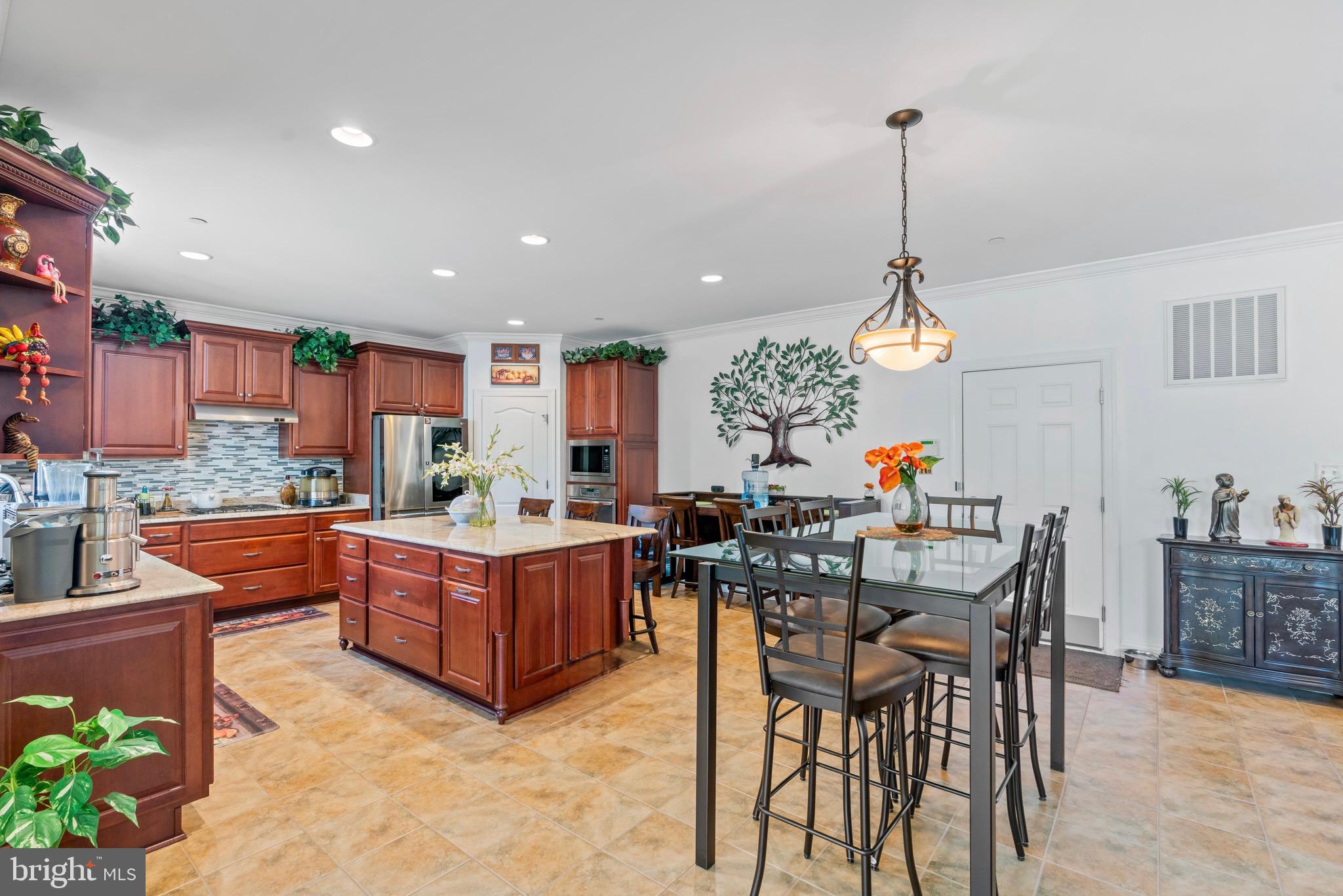 COACHMAN'S PATH - Residential