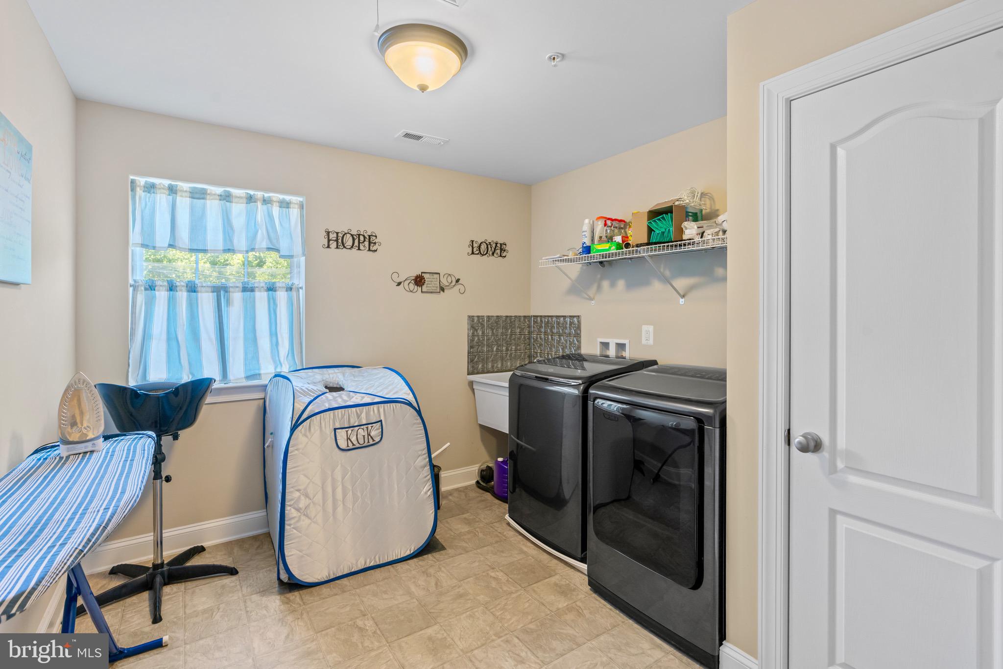 COACHMAN'S PATH - Residential