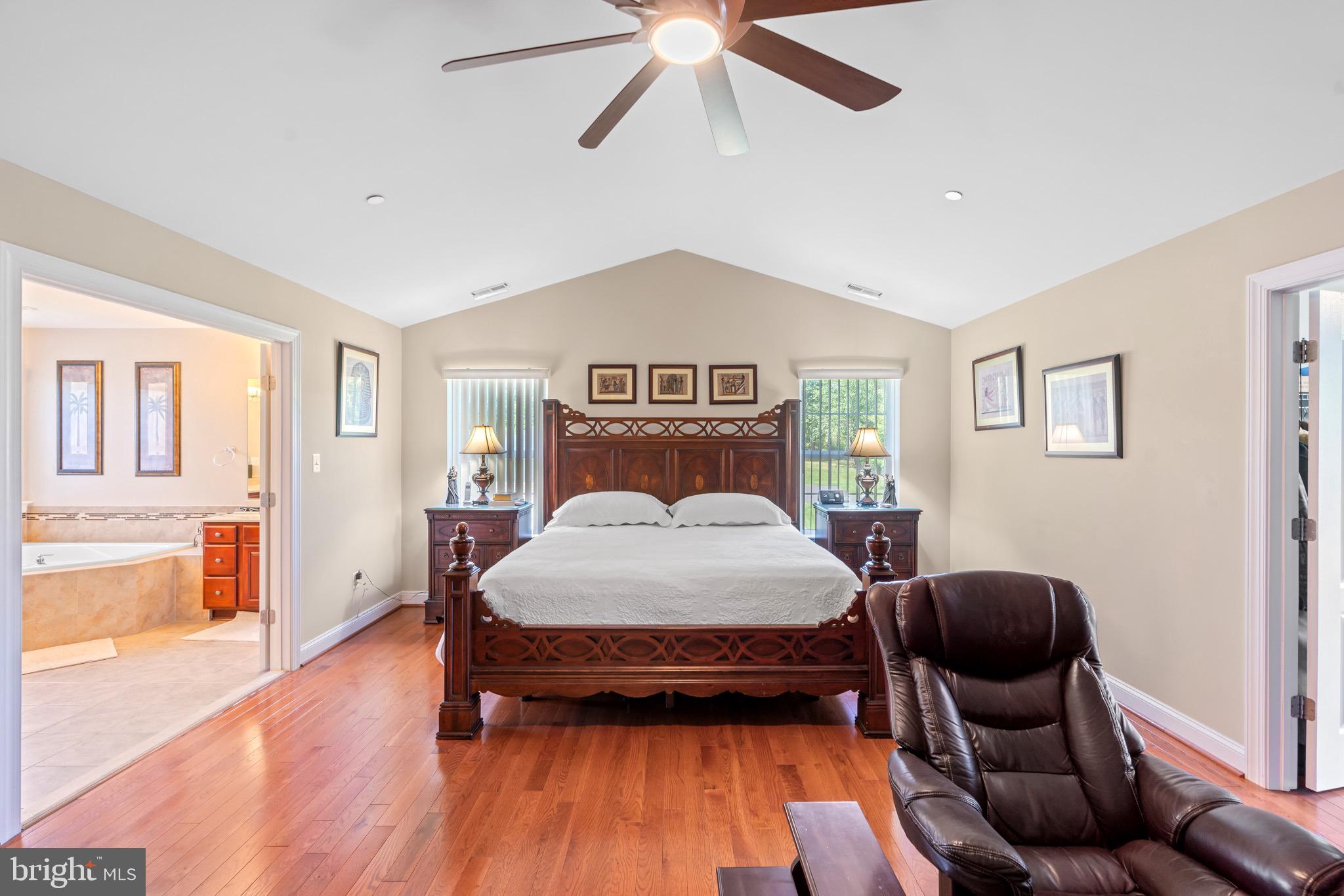 COACHMAN'S PATH - Residential