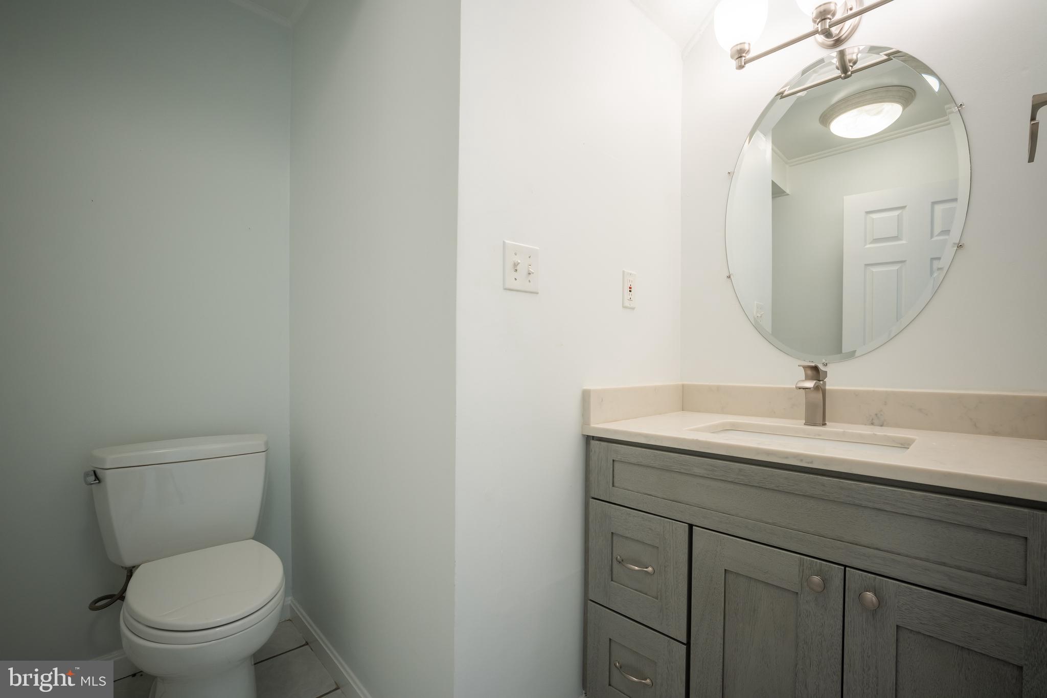 TOWNES OF MOOREFIELD - Residential Lease