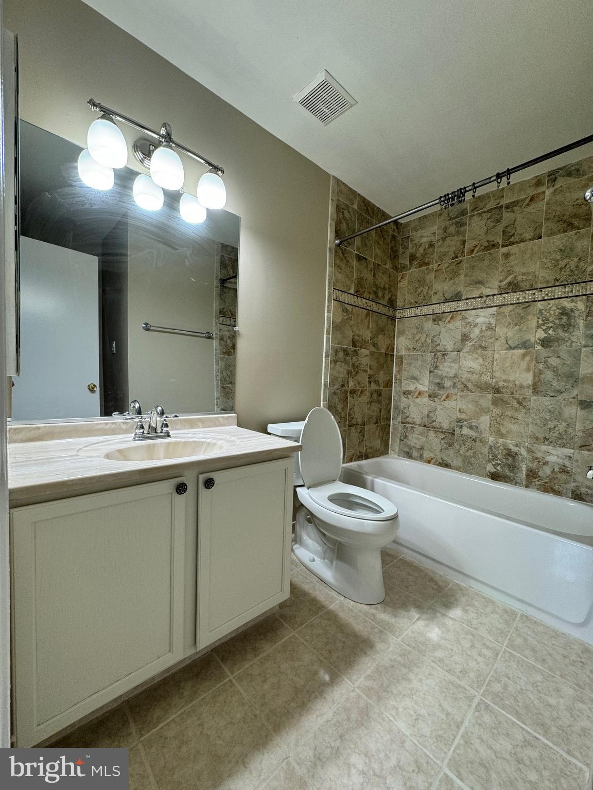 PROVIDENCE PARK - Residential Lease