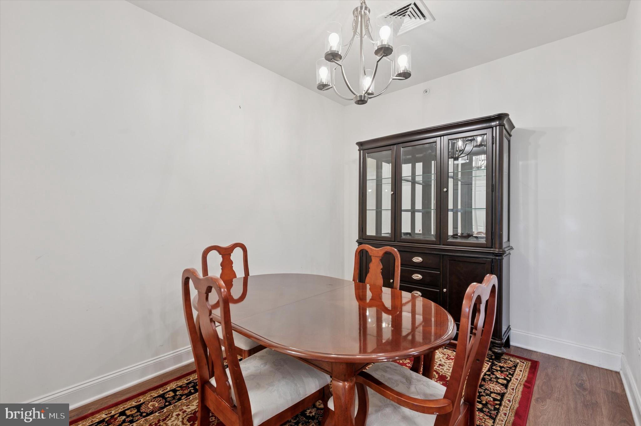 RESIDENCES AT BROOKHAVEN GLEN - Residential