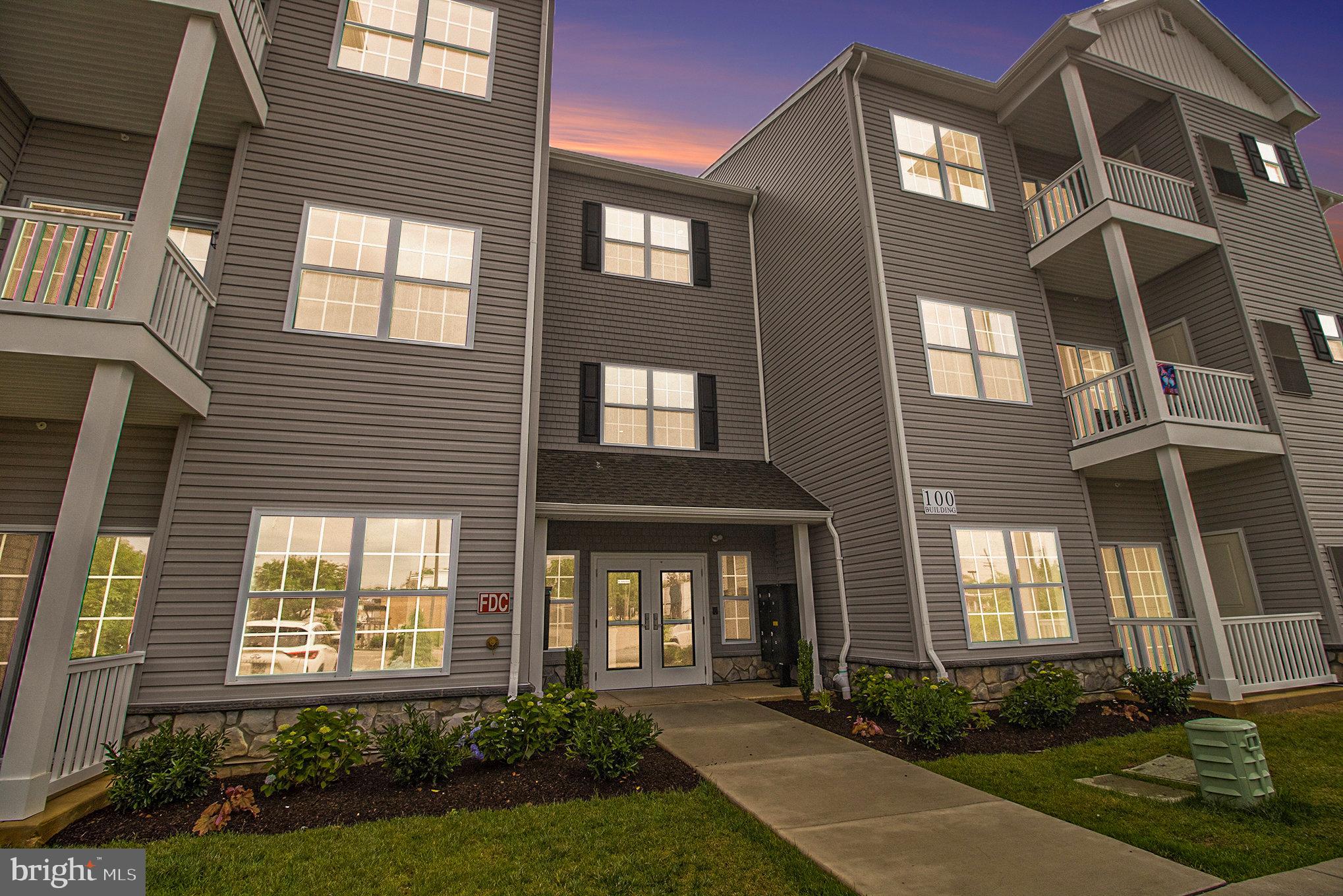 RESIDENCES AT BROOKHAVEN GLEN - Residential