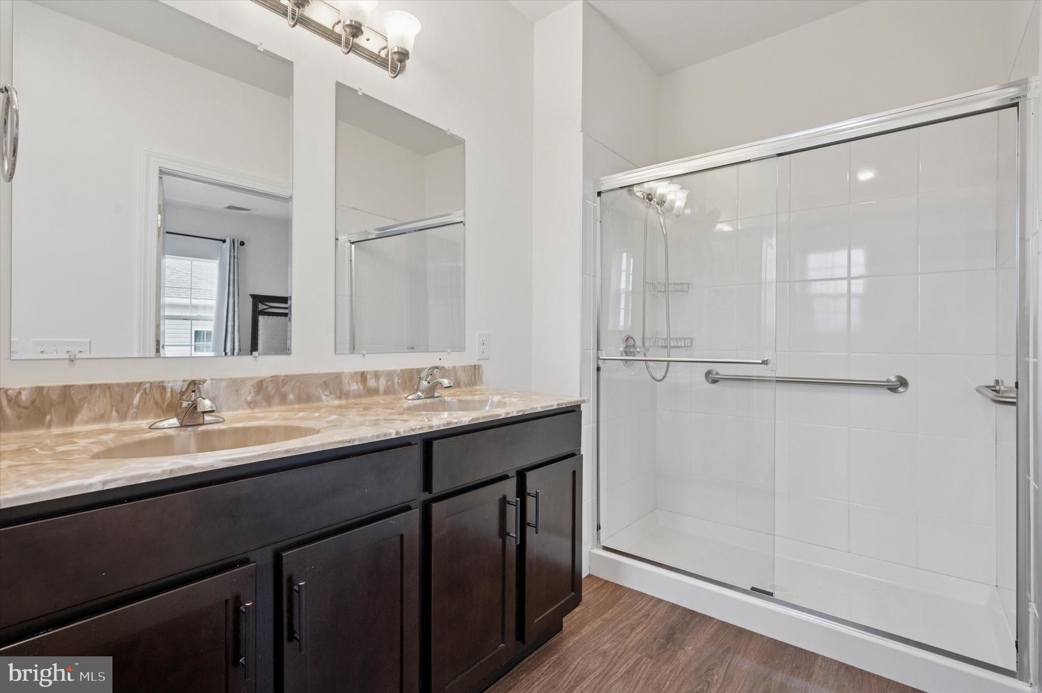 RESIDENCES AT BROOKHAVEN GLEN - Residential