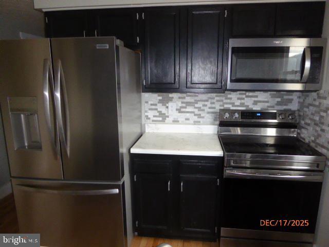 F PARIS SMITH - Residential