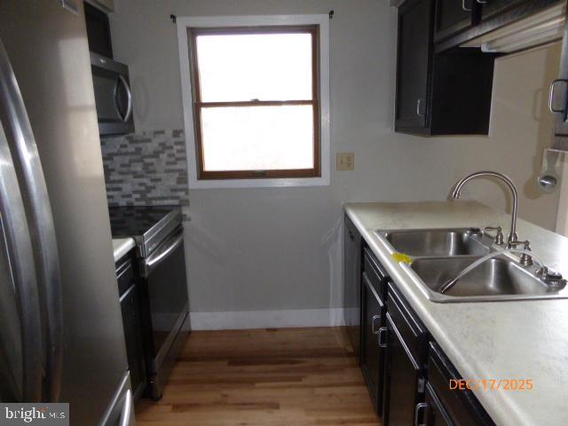 F PARIS SMITH - Residential