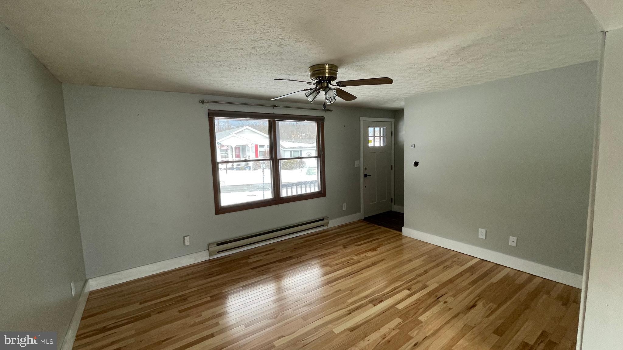 F PARIS SMITH - Residential